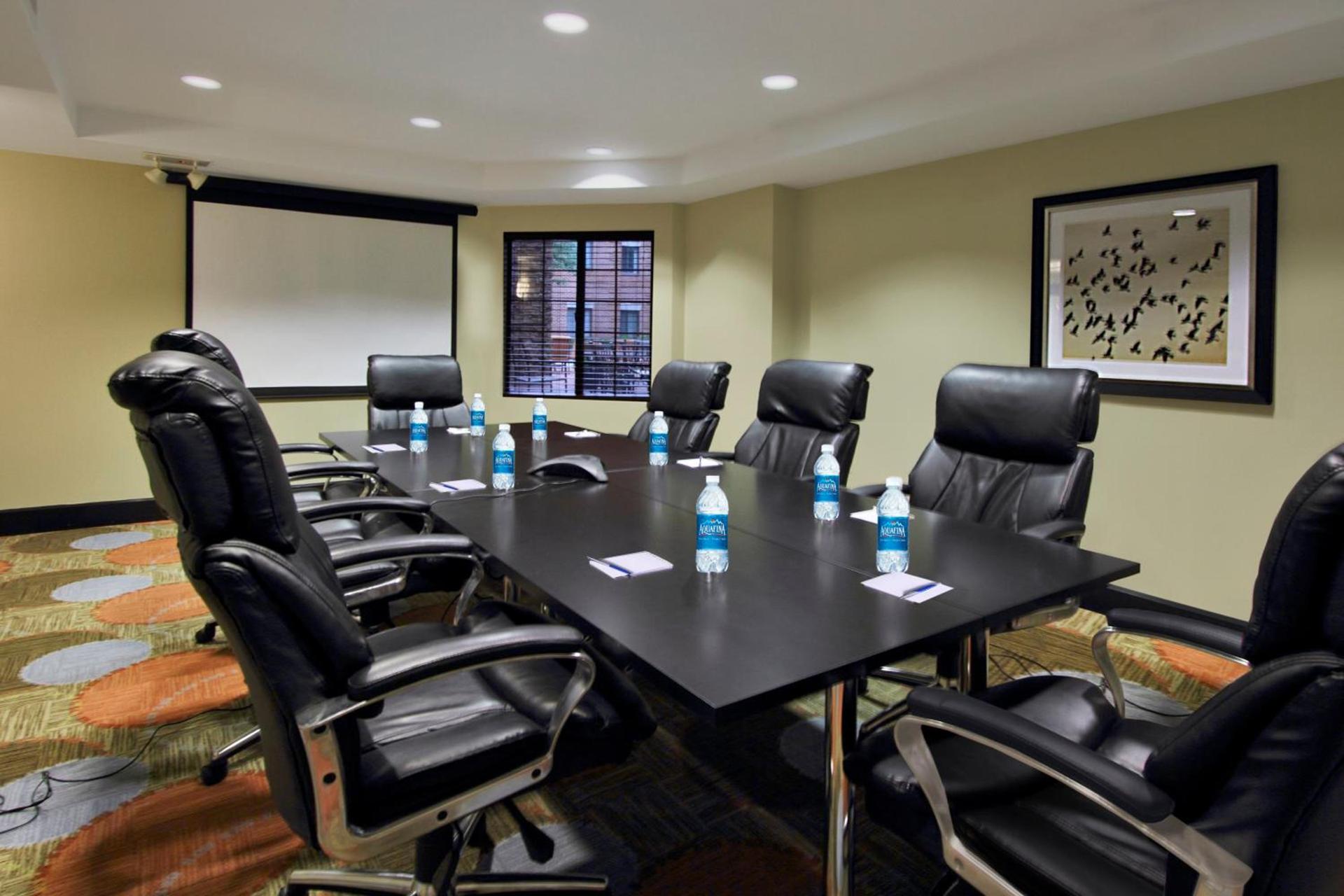 Staybridge Suites Tysons - McLean by IHG photo 24