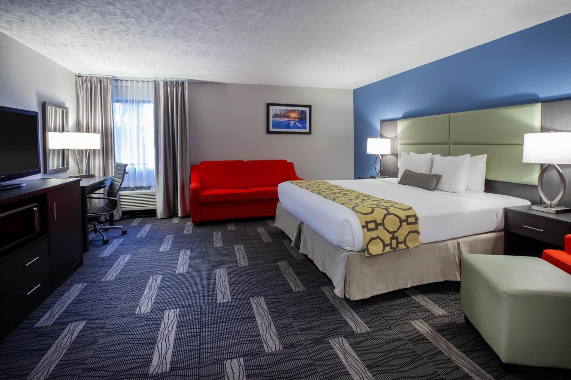 Baymont by Wyndham Traverse City photo 3