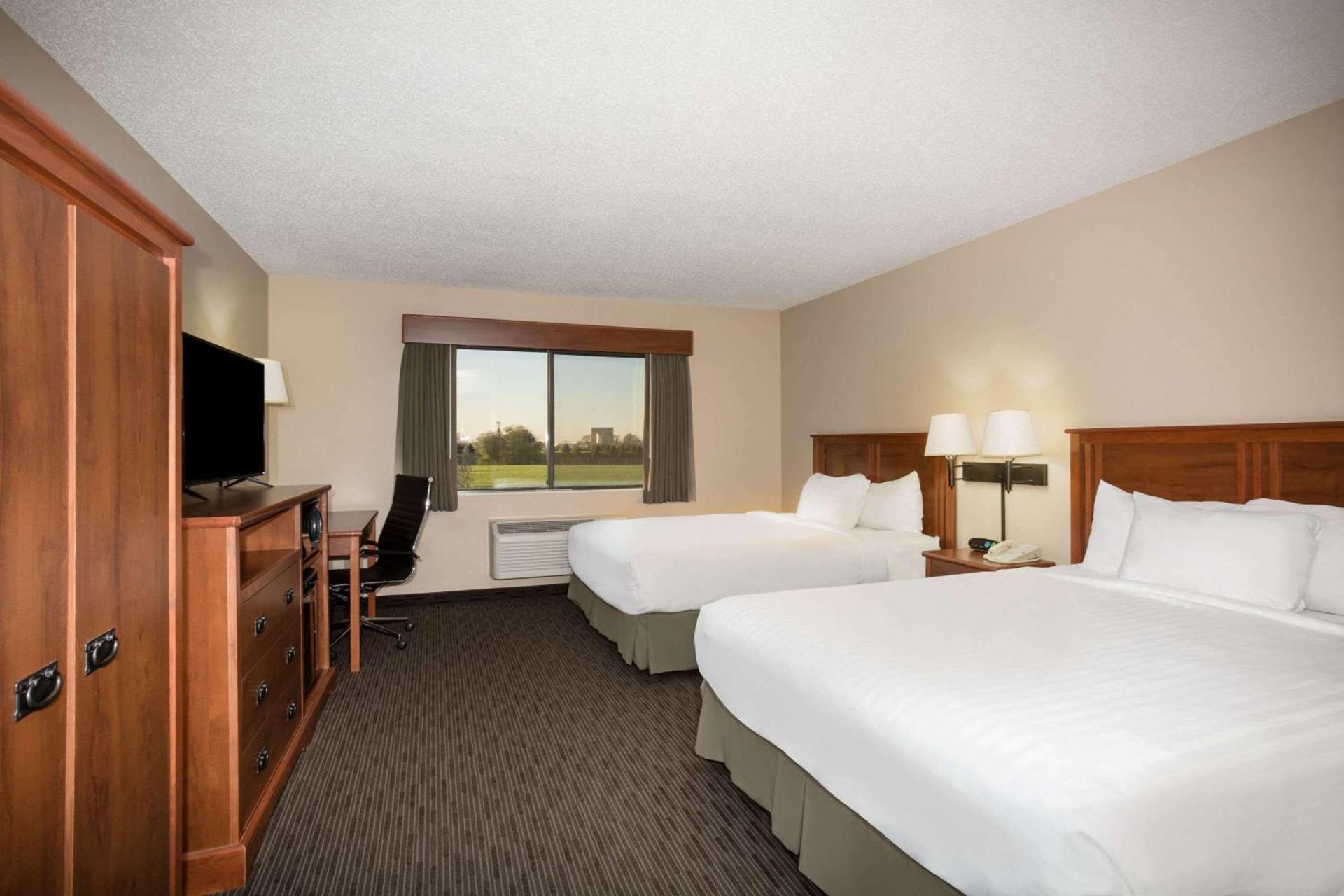 AmericInn by Wyndham Sioux City photo 38