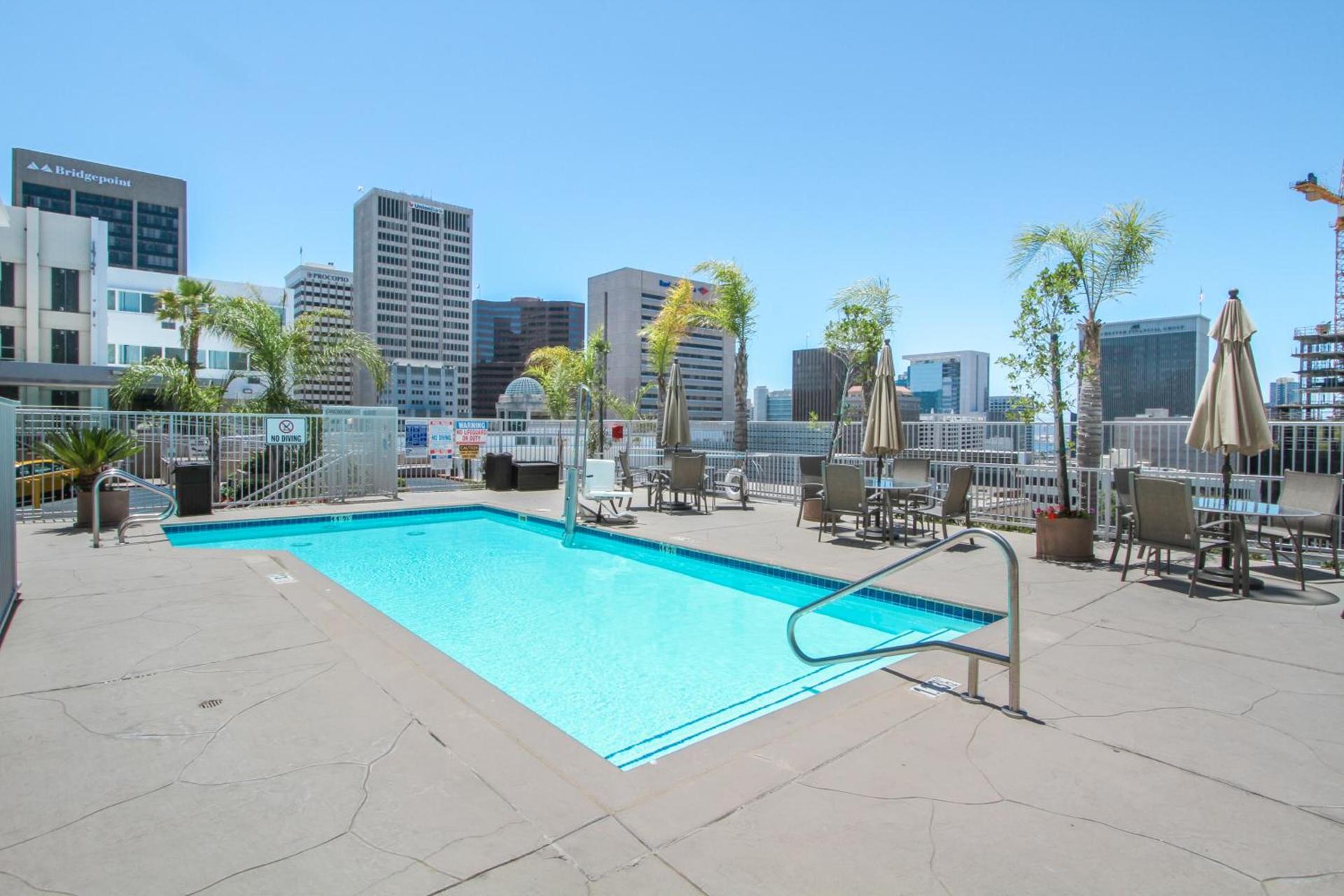 Holiday Inn Express - Downtown San Diego by IHG photo 9