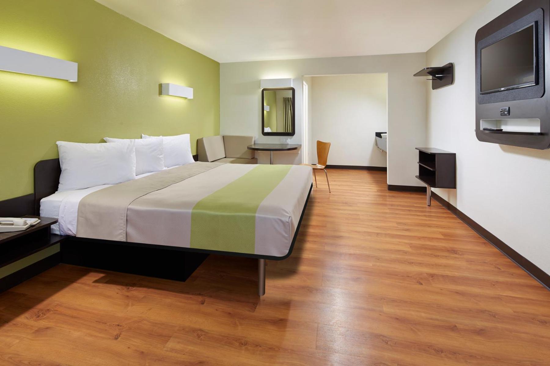 Motel 6-Redlands, CA photo 35