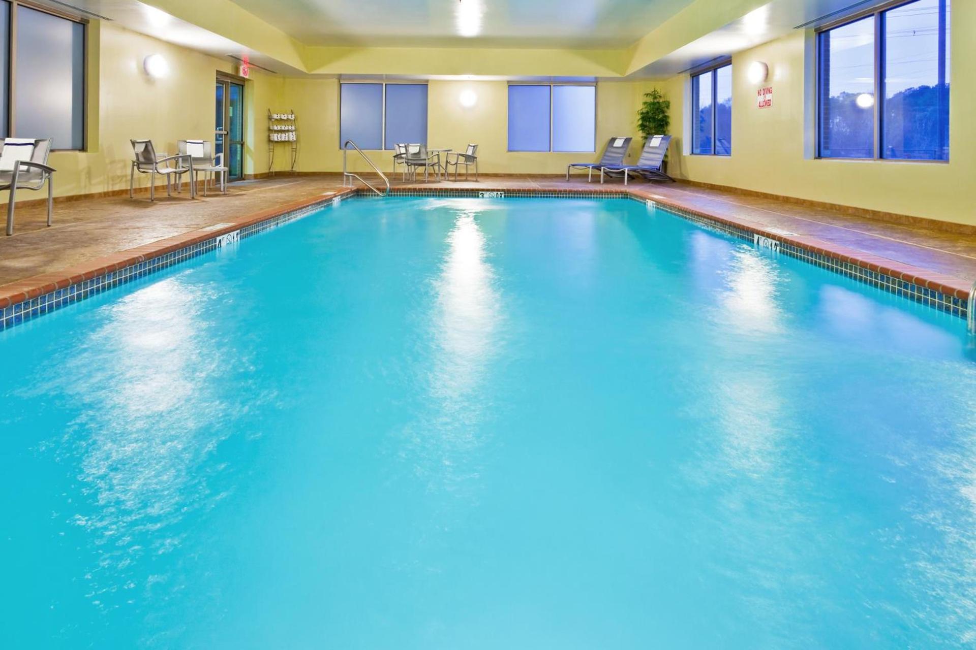 Holiday Inn Express Hotel & Suites Memphis/Germantown by IHG photo 13