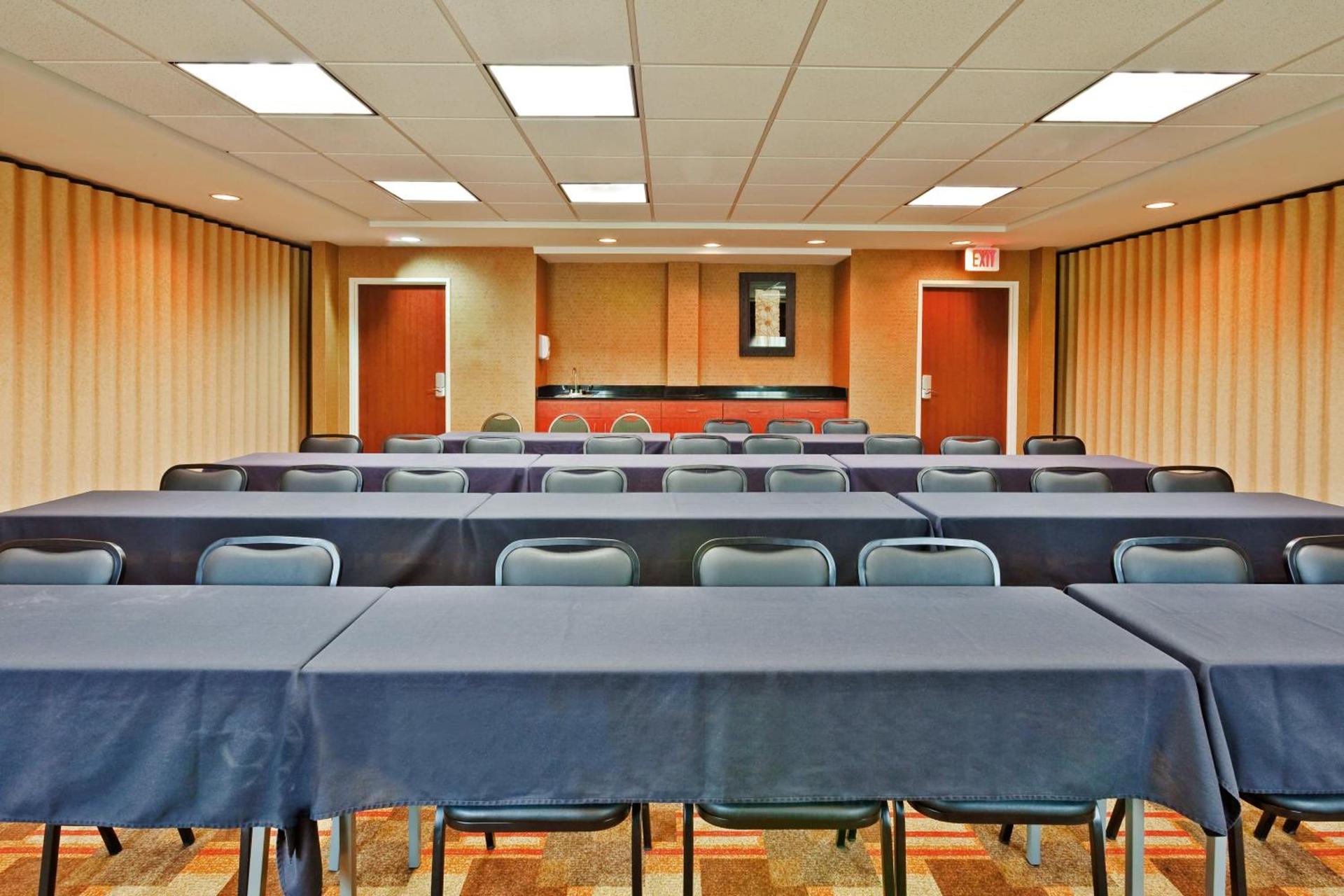 Holiday Inn Express Hotel & Suites Memphis/Germantown by IHG photo 15