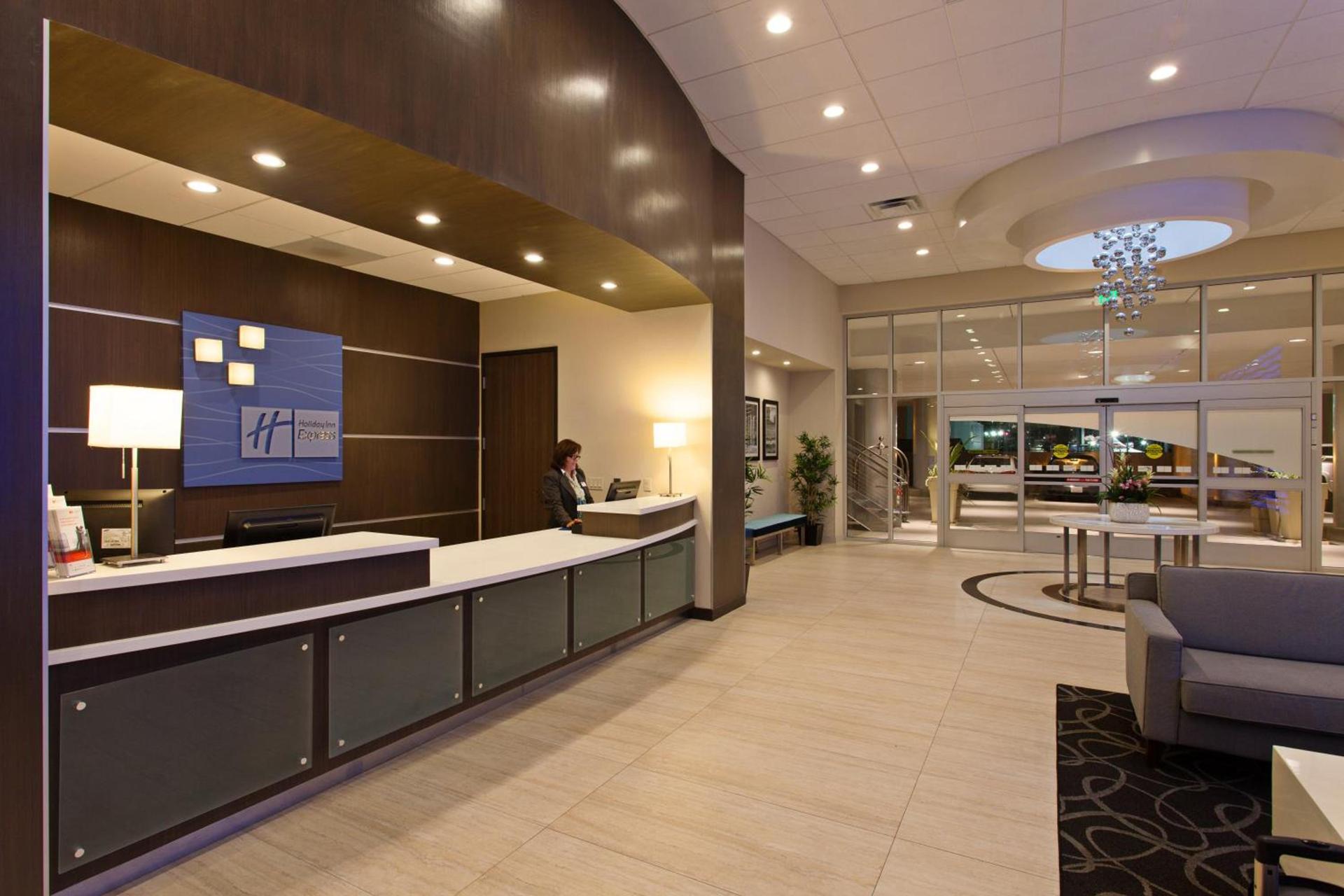 Hampton Inn by Hilton North Hollywood photo 6