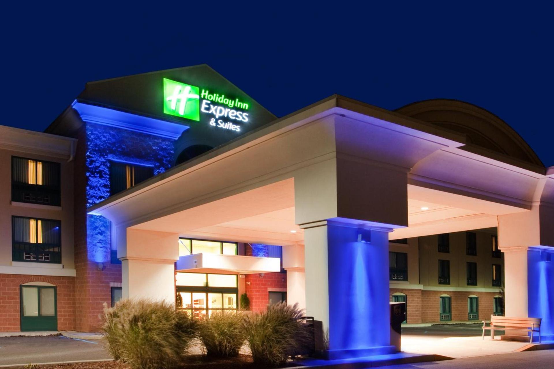 Holiday Inn Express Hotel & Suites Drums-Hazelton by IHG photo 1