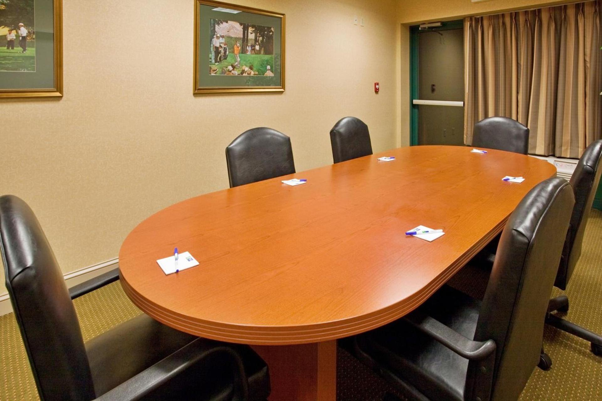 Holiday Inn Express Hotel & Suites Drums-Hazelton by IHG photo 6