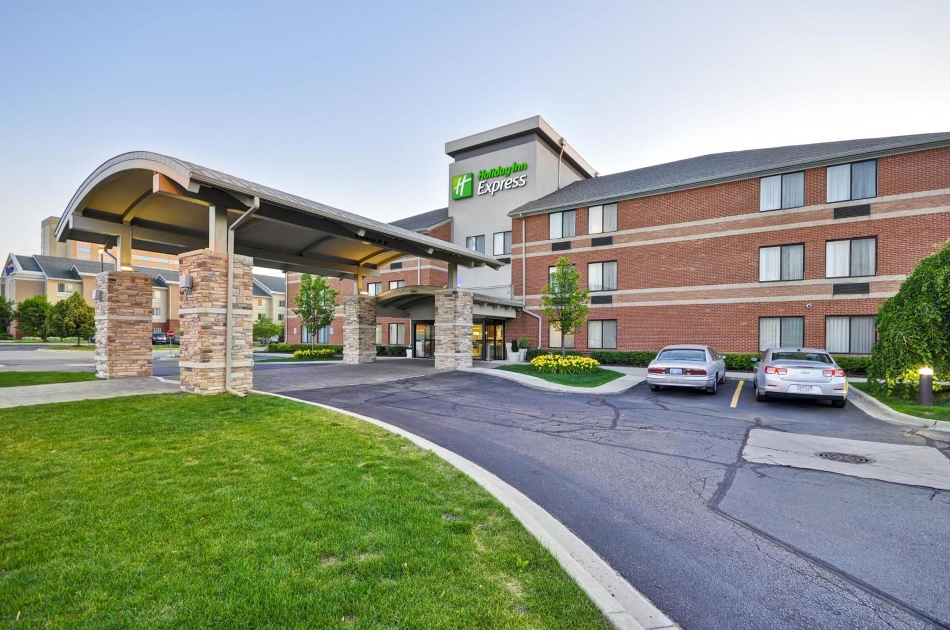 Holiday Inn Express Romulus / Detroit Airport by IHG photo 1
