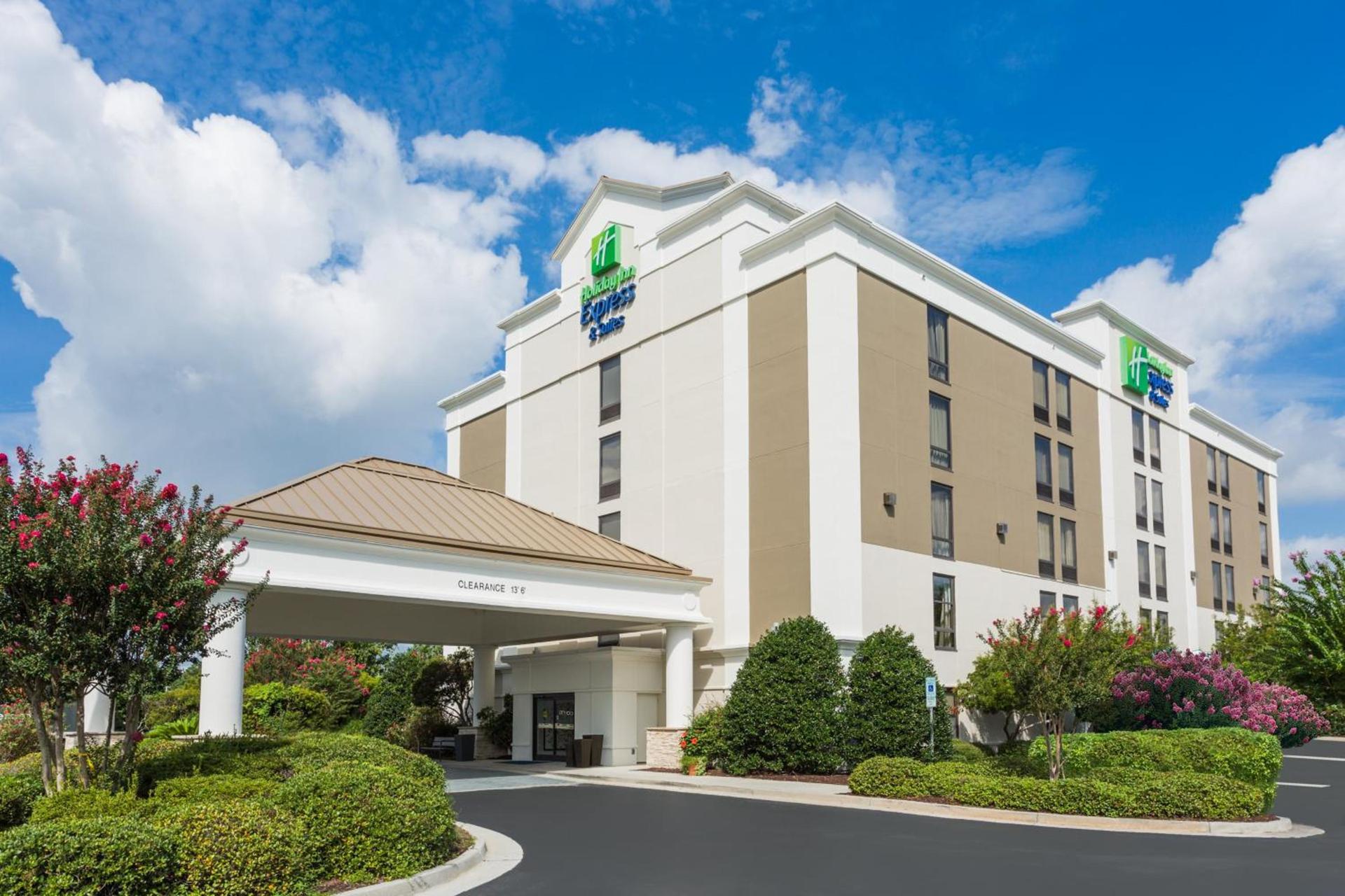 Holiday Inn Express & Suites Wilmington-University Center by IHG photo 25