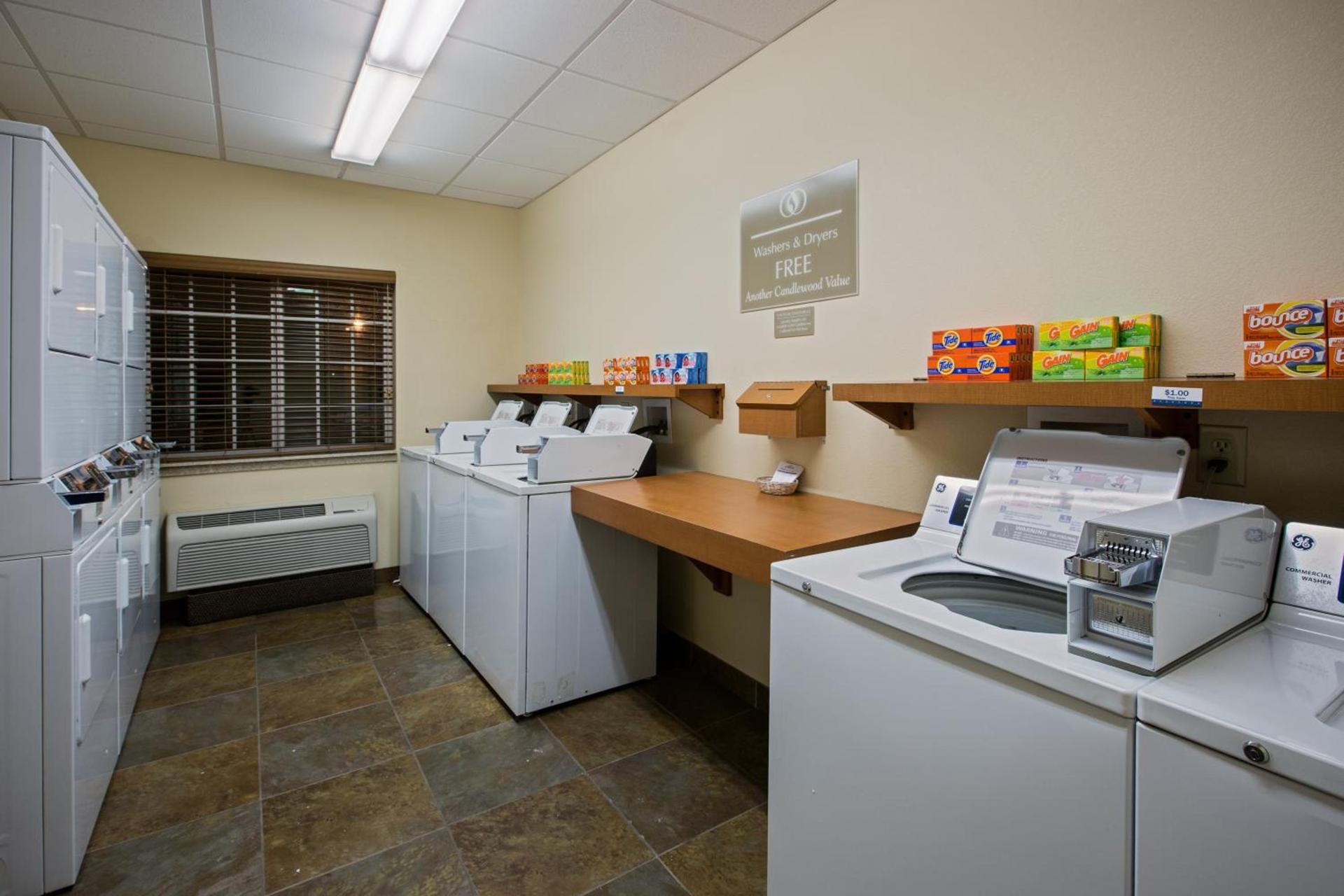 Candlewood Suites Indianapolis Northwest by IHG photo 11