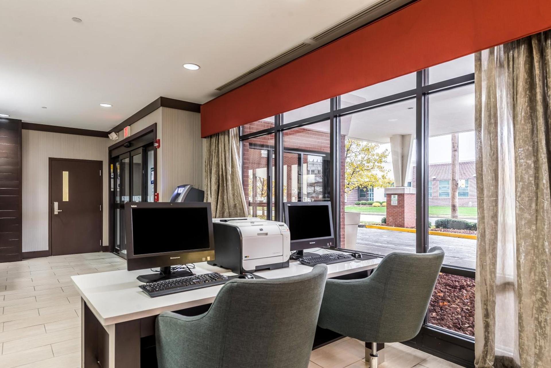 Holiday Inn - Indianapolis Downtown by IHG photo 3