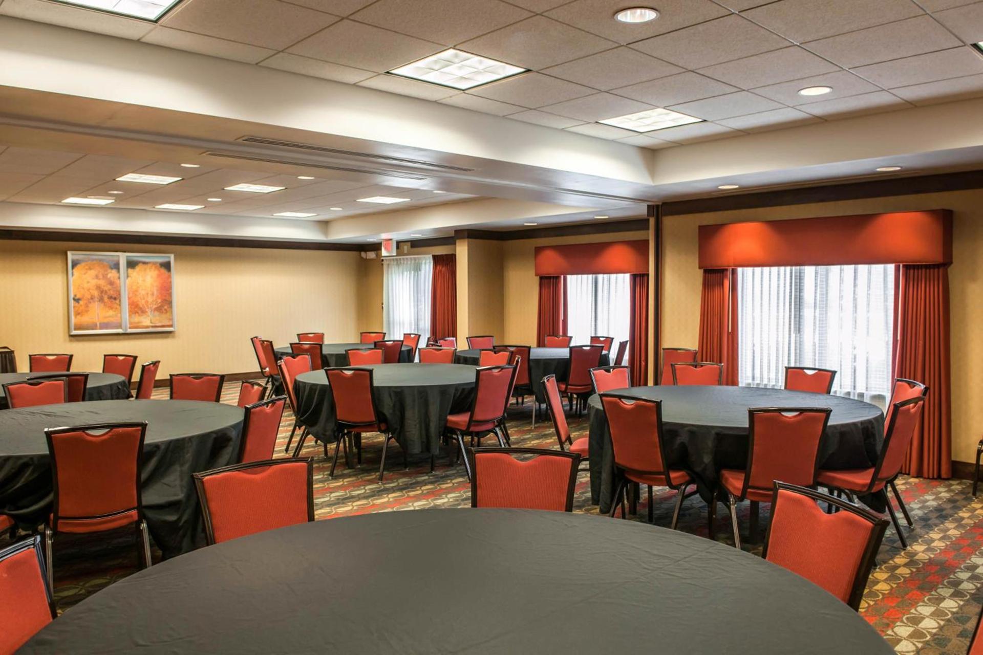 Holiday Inn - Indianapolis Downtown by IHG photo 11