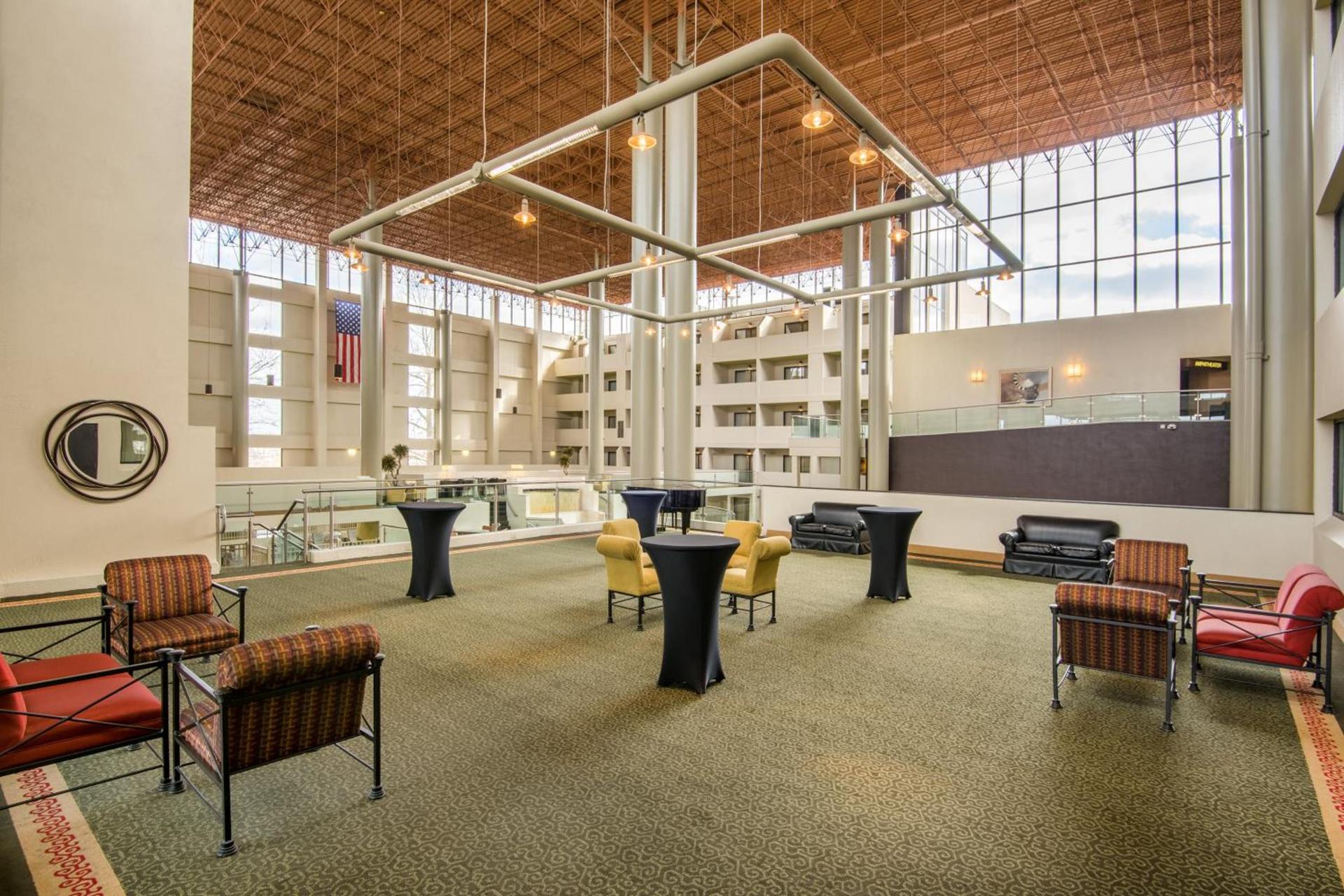 Crowne Plaza Indianapolis-Airport by IHG photo 43