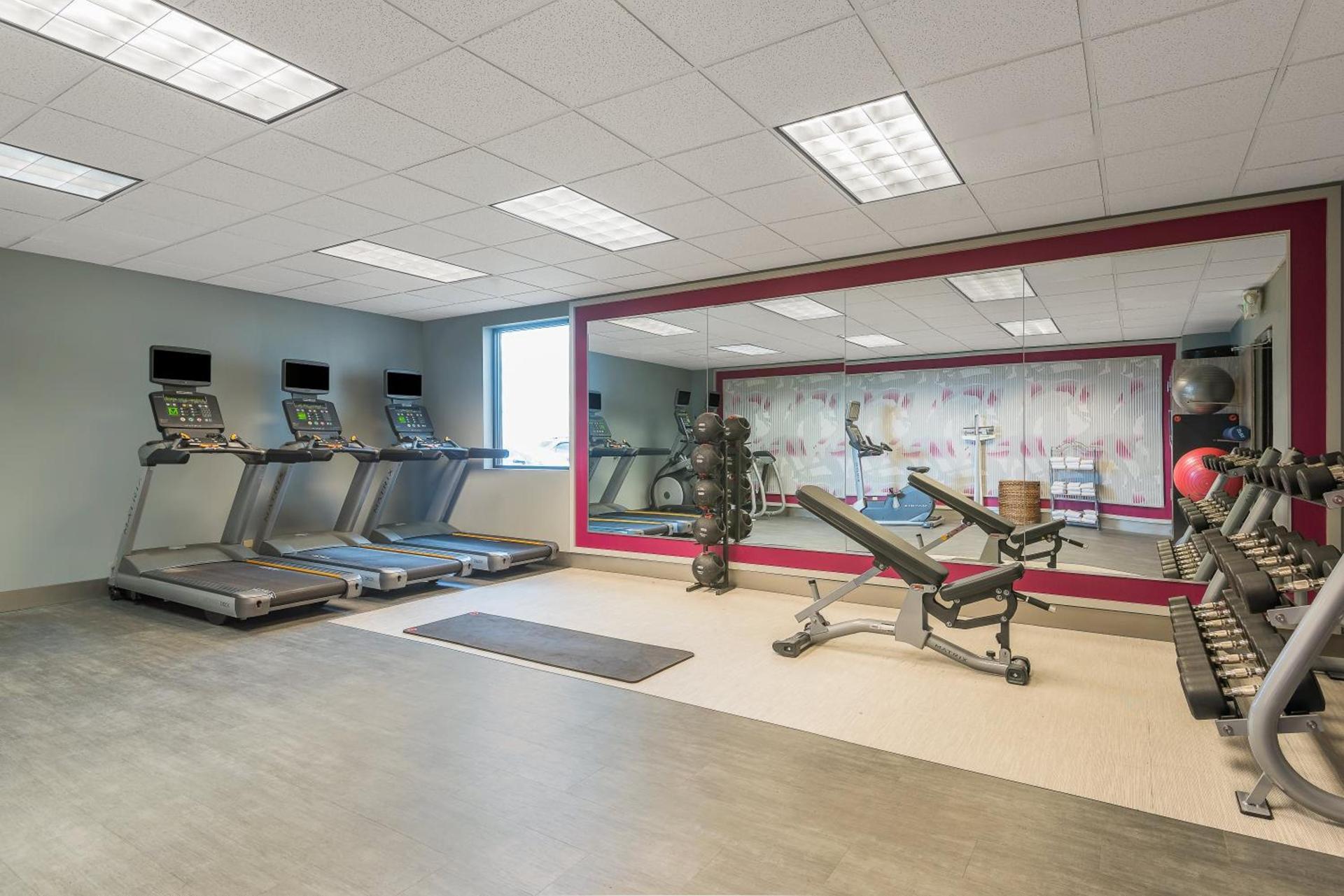 Crowne Plaza Indianapolis-Airport by IHG photo 25
