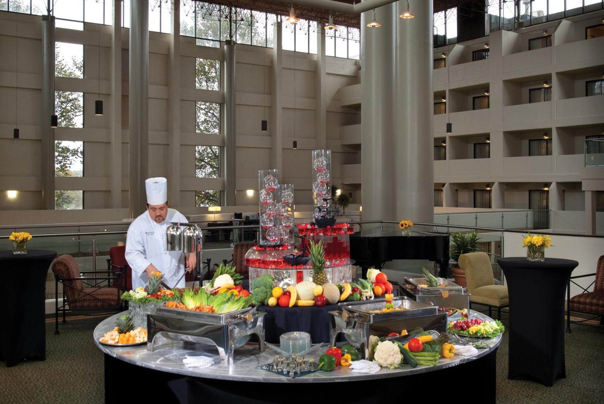 Crowne Plaza Indianapolis-Airport by IHG photo 30