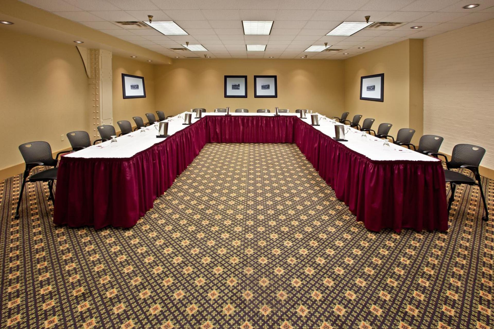 Crowne Plaza Indianapolis-Dwtn-Union Stn by IHG photo 6