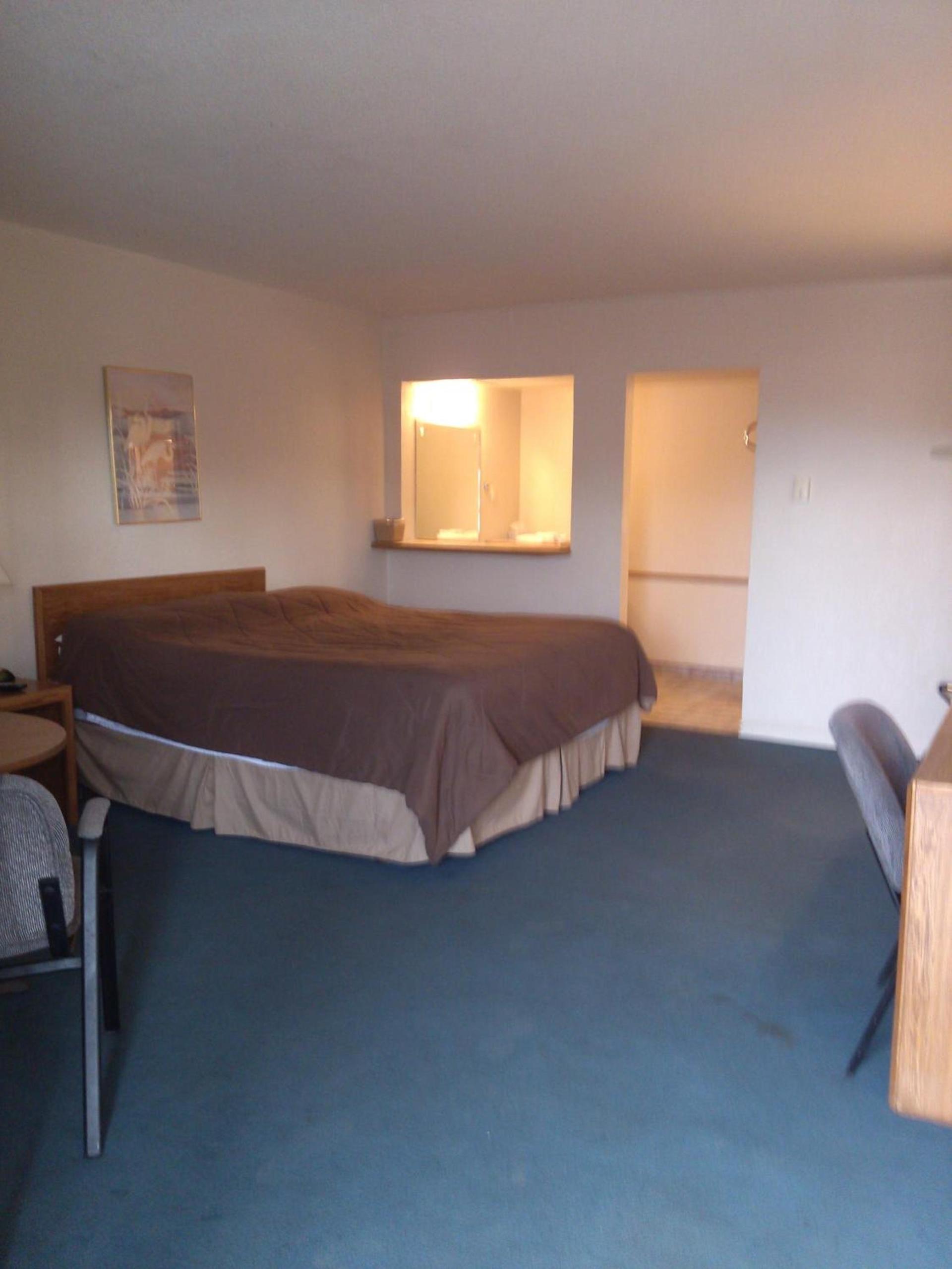 High Chaparral Inn photo 17