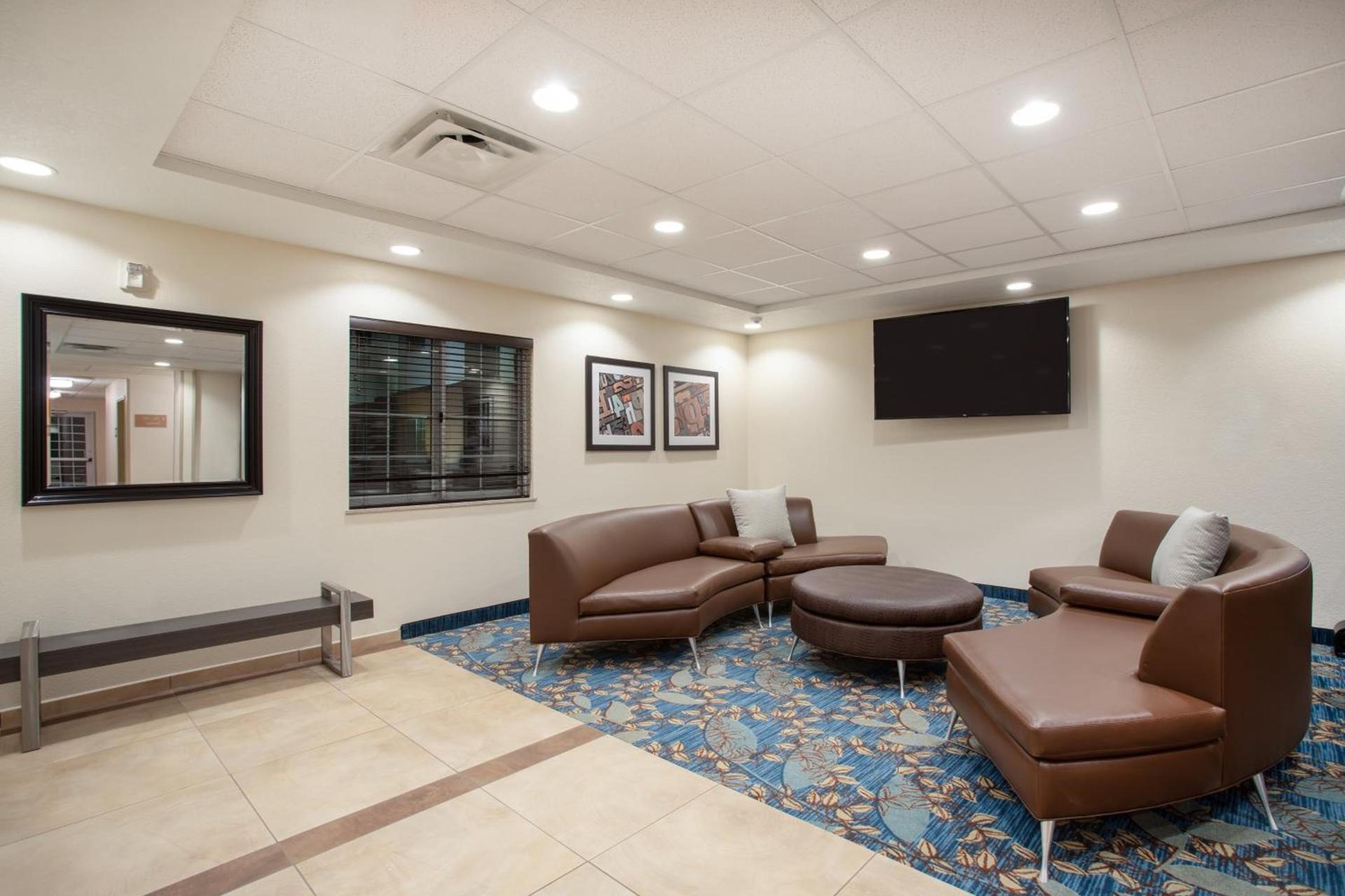 Candlewood Suites Cheyenne by IHG photo 4