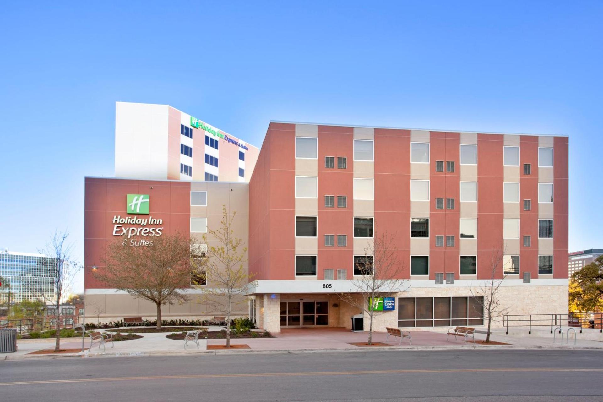 Holiday Inn Express Hotel & Suites Austin Downtown - University by IHG photo 44