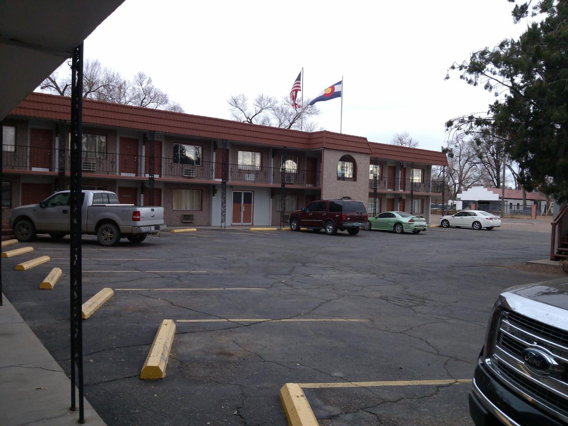 High Chaparral Inn photo 8
