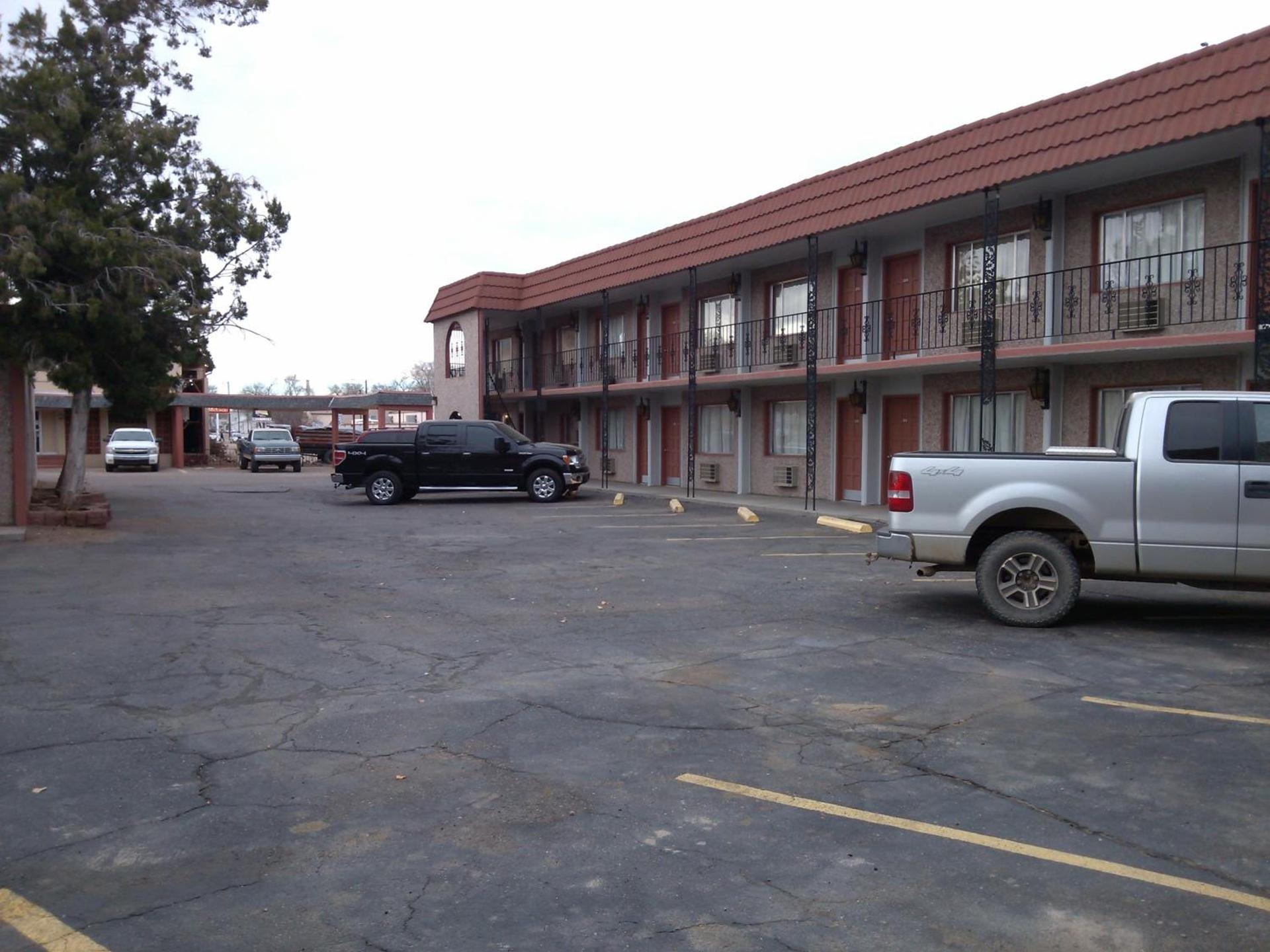 High Chaparral Inn photo 10