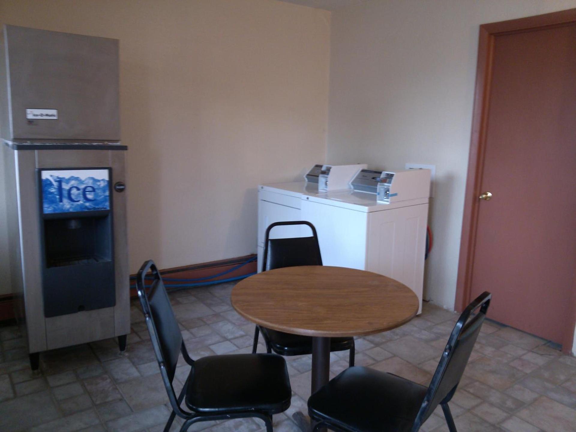 High Chaparral Inn photo 7