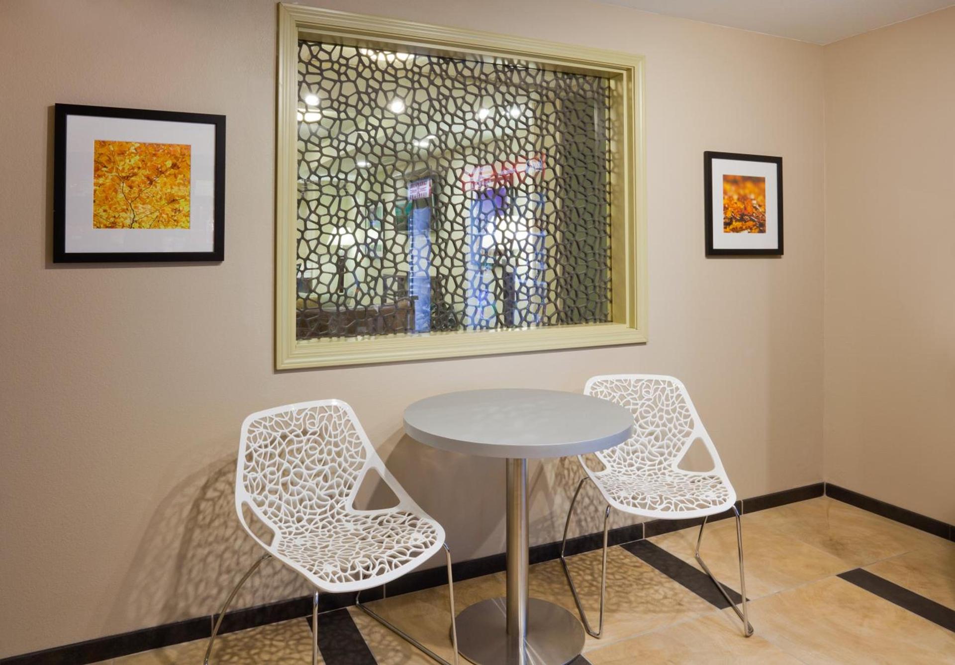 Candlewood Suites Dickinson by IHG photo 9