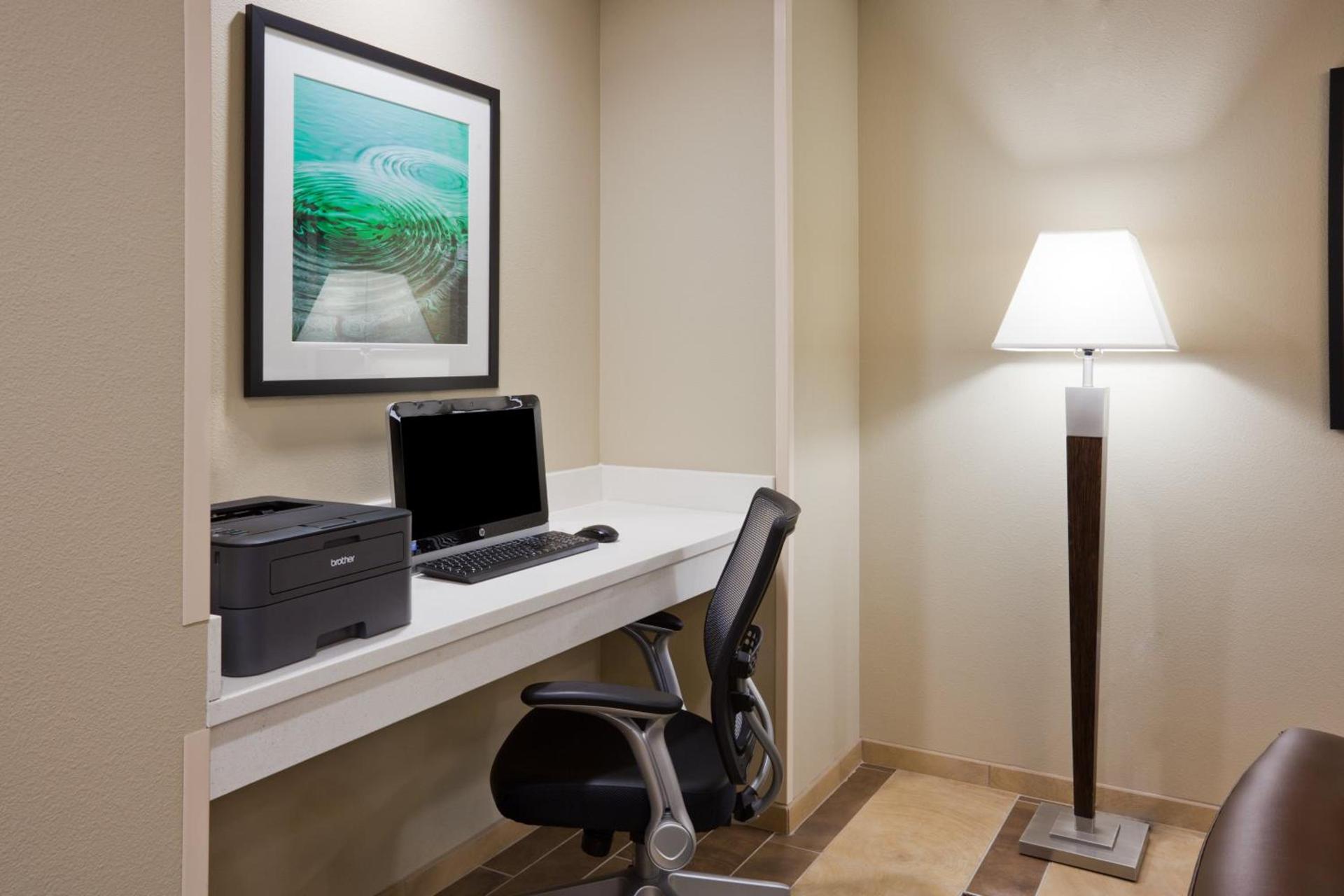Candlewood Suites Dickinson by IHG photo 13