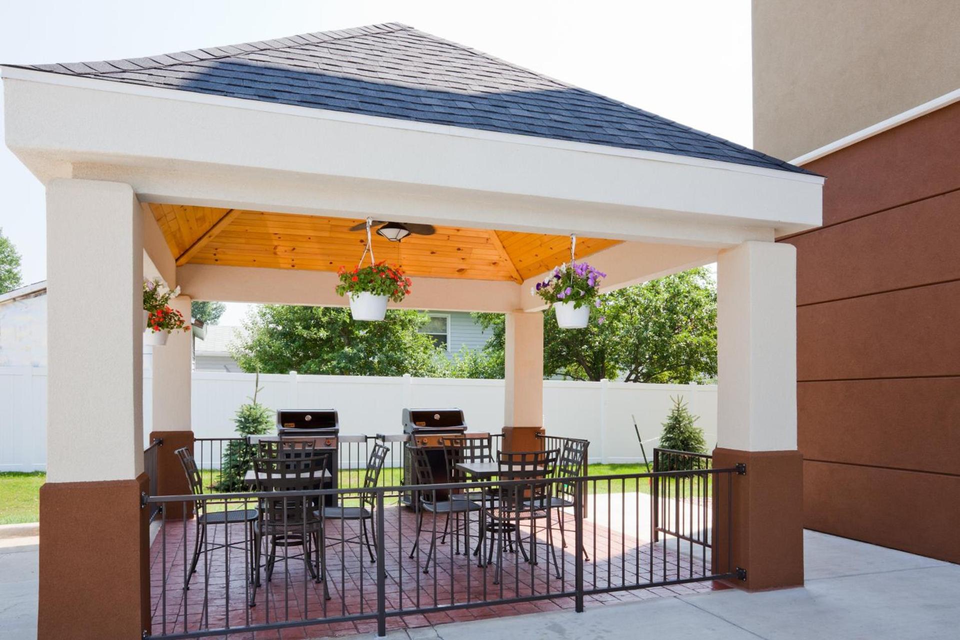 Candlewood Suites Dickinson by IHG photo 16