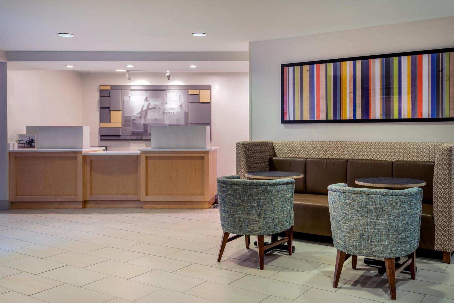 Holiday Inn Express Chapel Hill by IHG photo 15