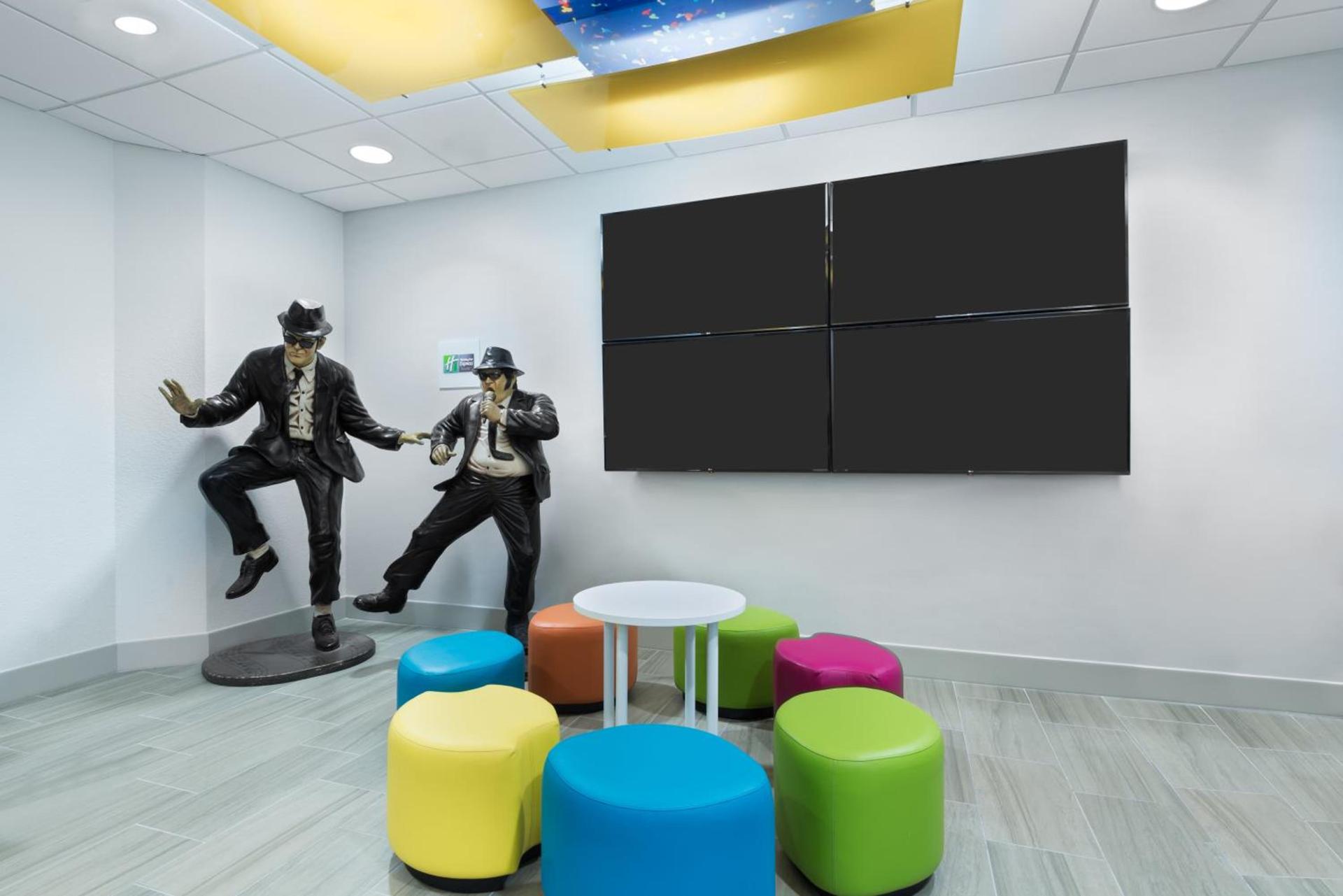 Holiday Inn Express & Suites - Nearest Universal Orlando by IHG photo 30
