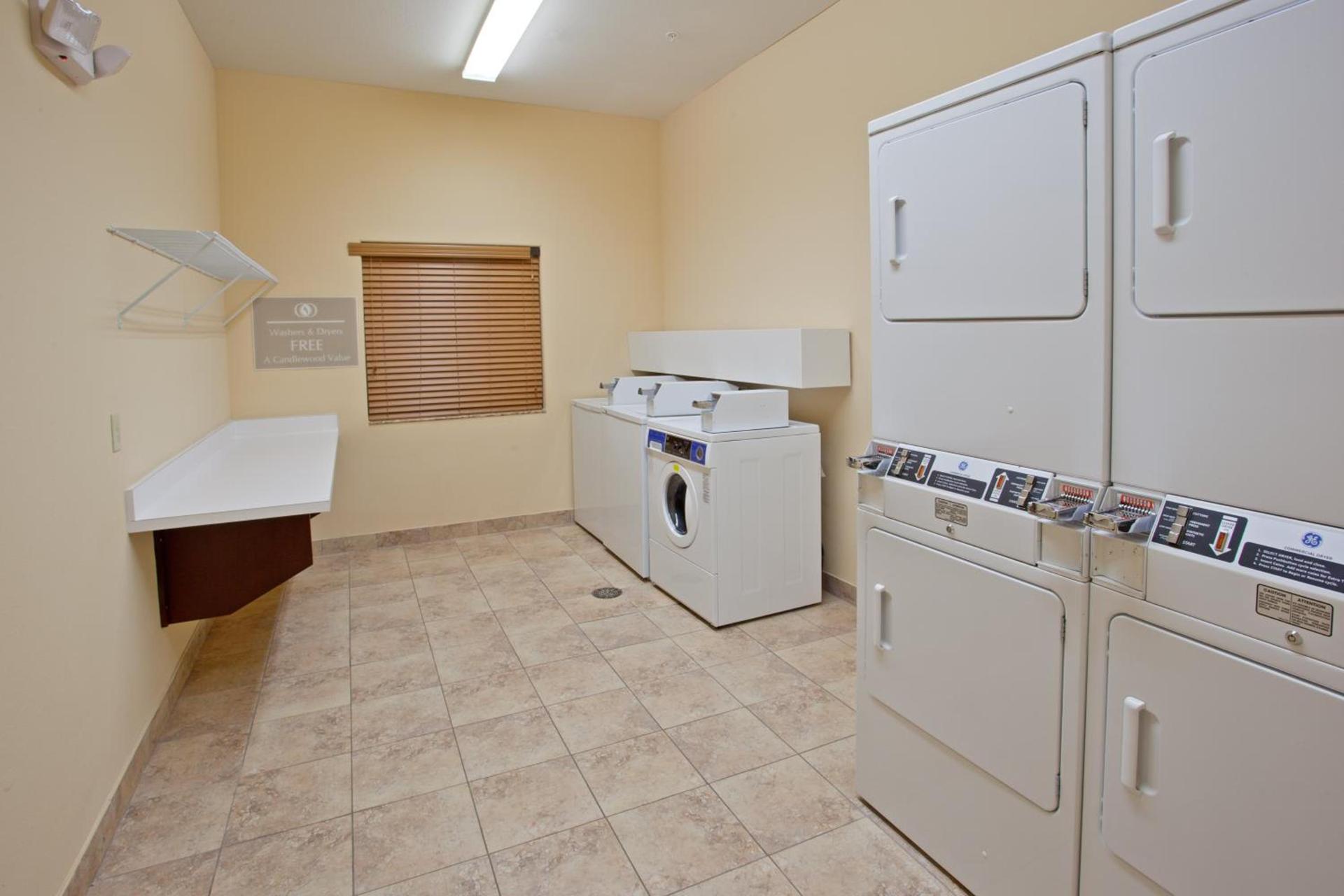 Candlewood Suites League City by IHG photo 9