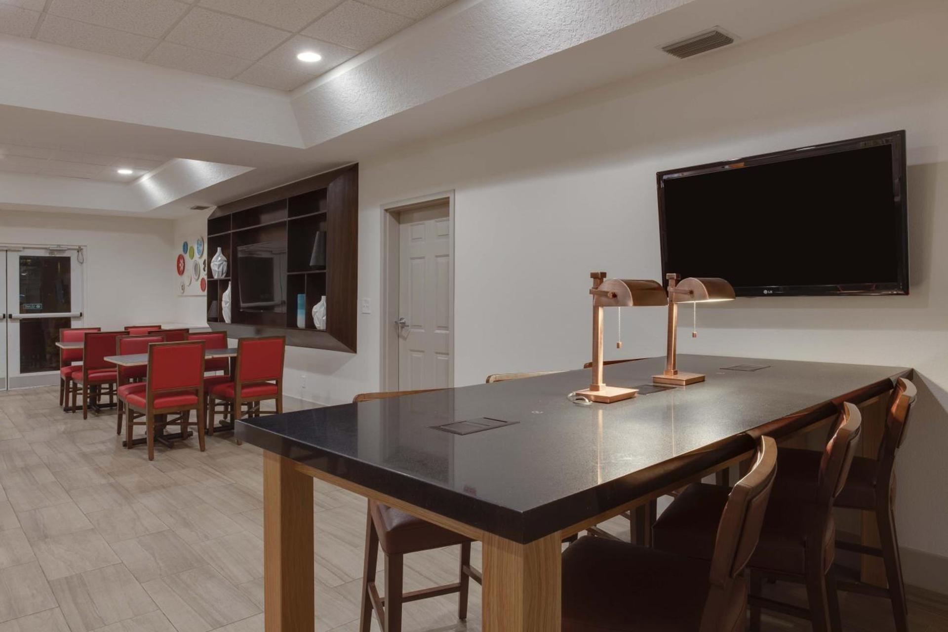Holiday Inn Express & Suites Orlando International Airport by IHG photo 20