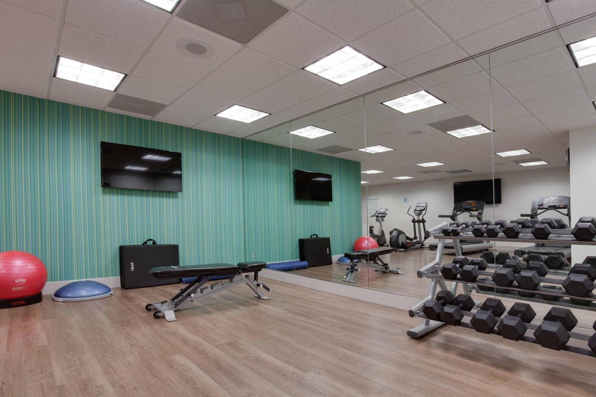 Holiday Inn Express & Suites Orlando International Airport by IHG photo 23
