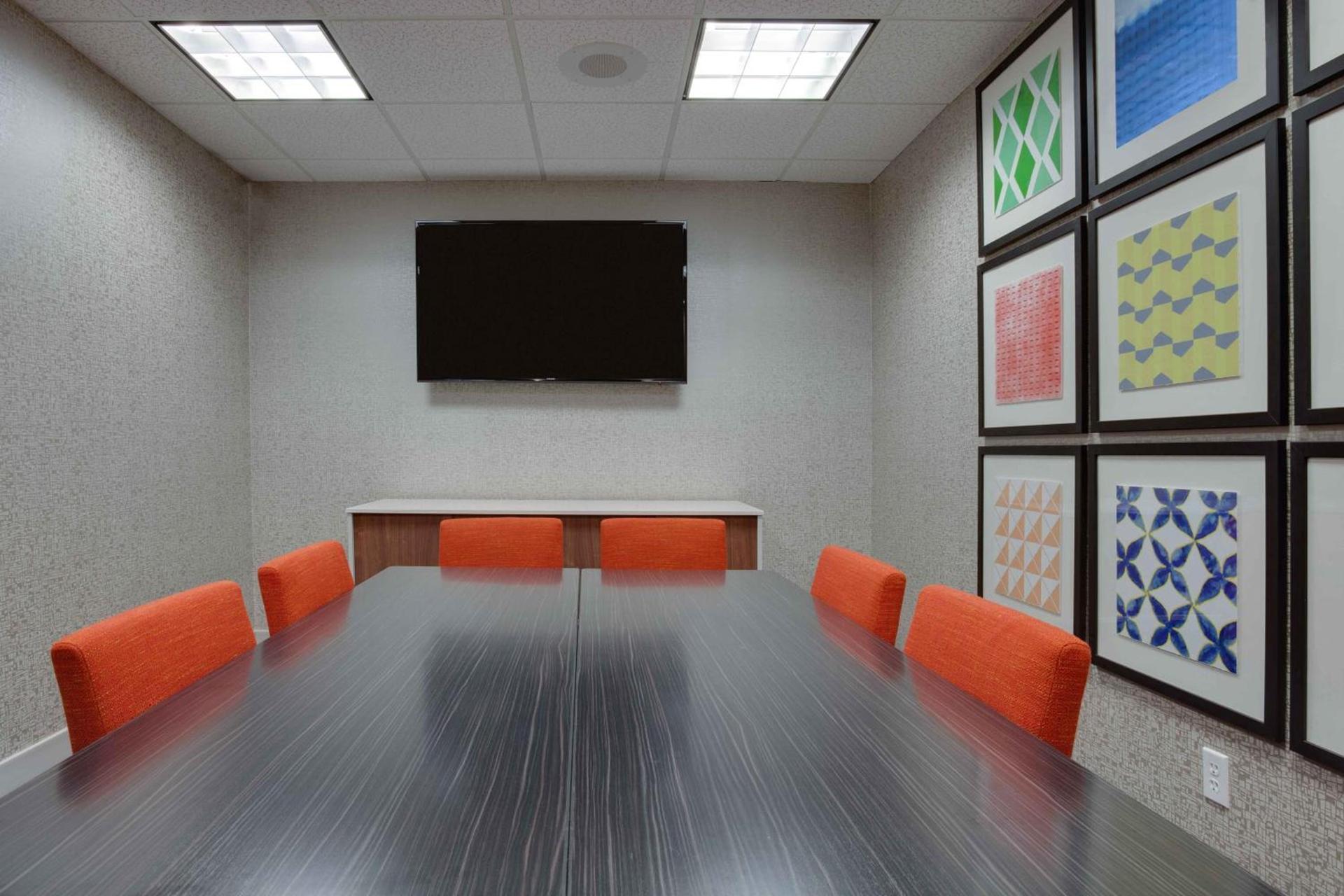 Holiday Inn Express & Suites Orlando International Airport by IHG photo 27