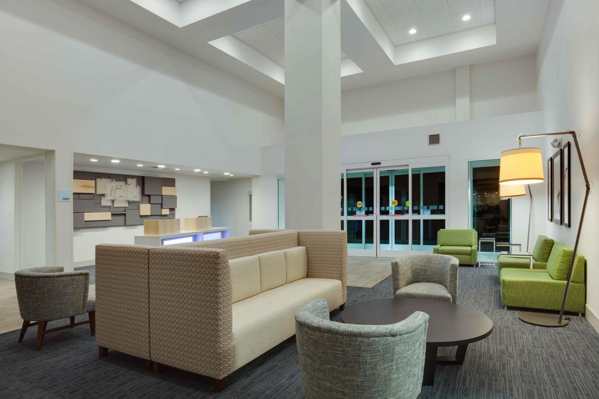Holiday Inn Express & Suites Orlando International Airport by IHG photo 17