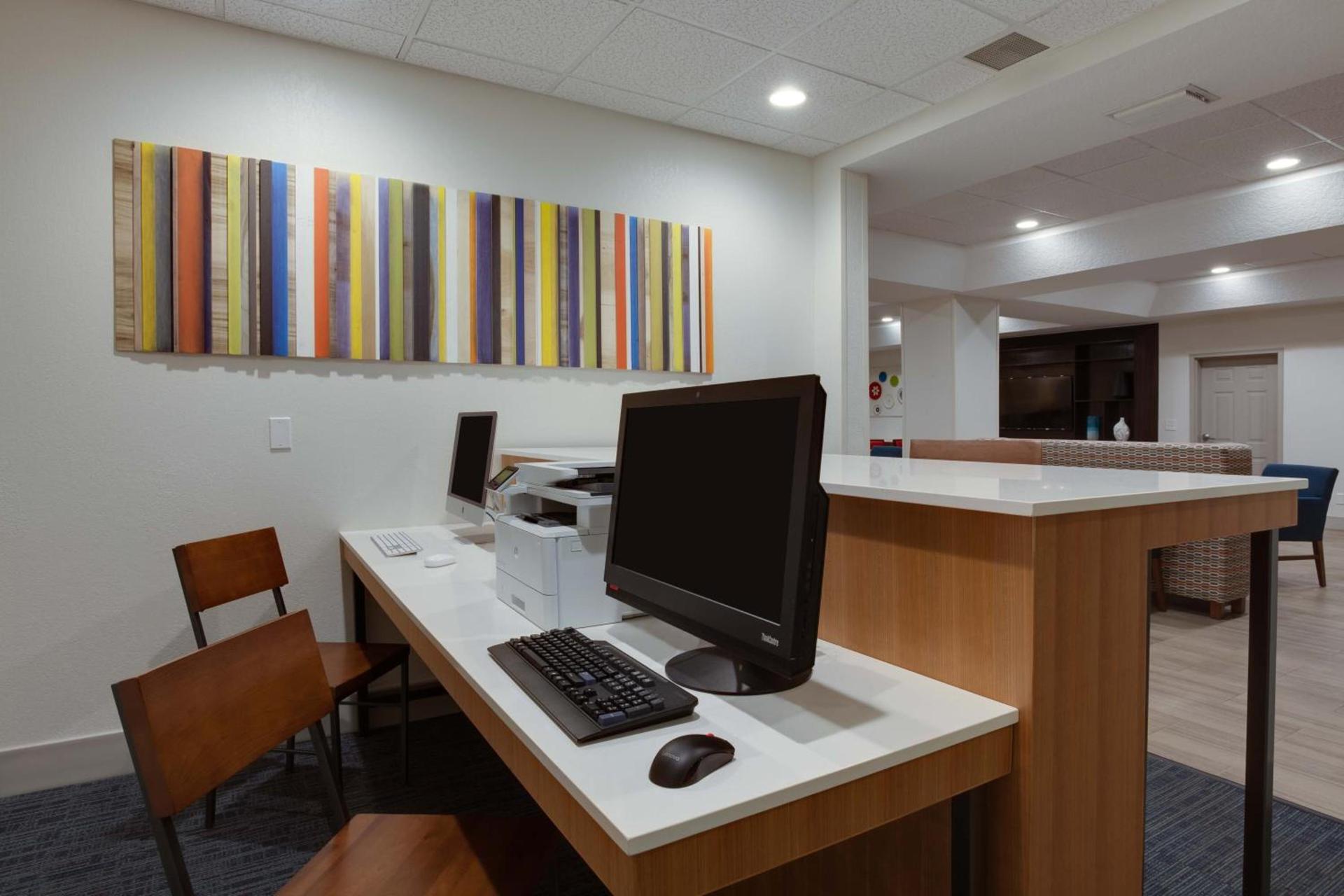 Holiday Inn Express & Suites Orlando International Airport by IHG photo 18