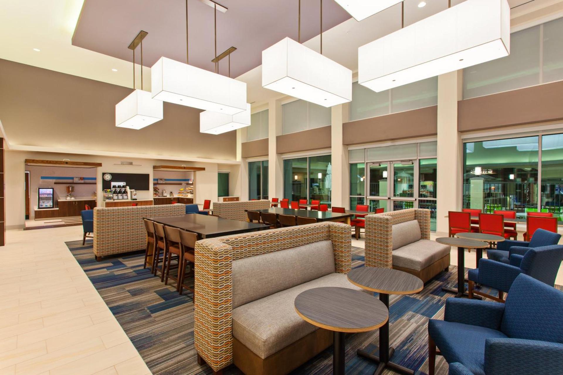 Holiday Inn Express & Suites Houston S - Medical Ctr Area by IHG photo 6