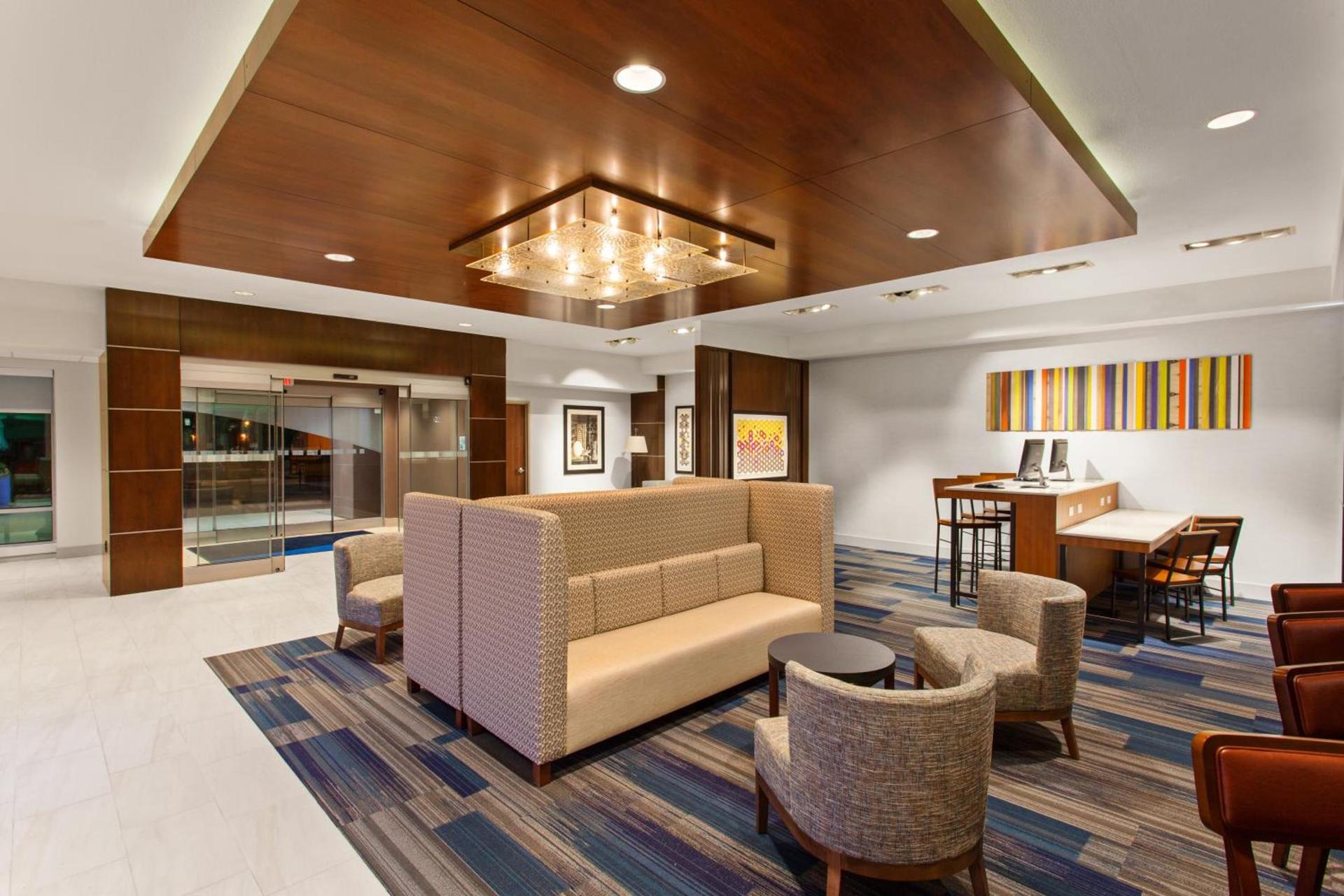 Holiday Inn Express & Suites Houston S - Medical Ctr Area by IHG photo 8