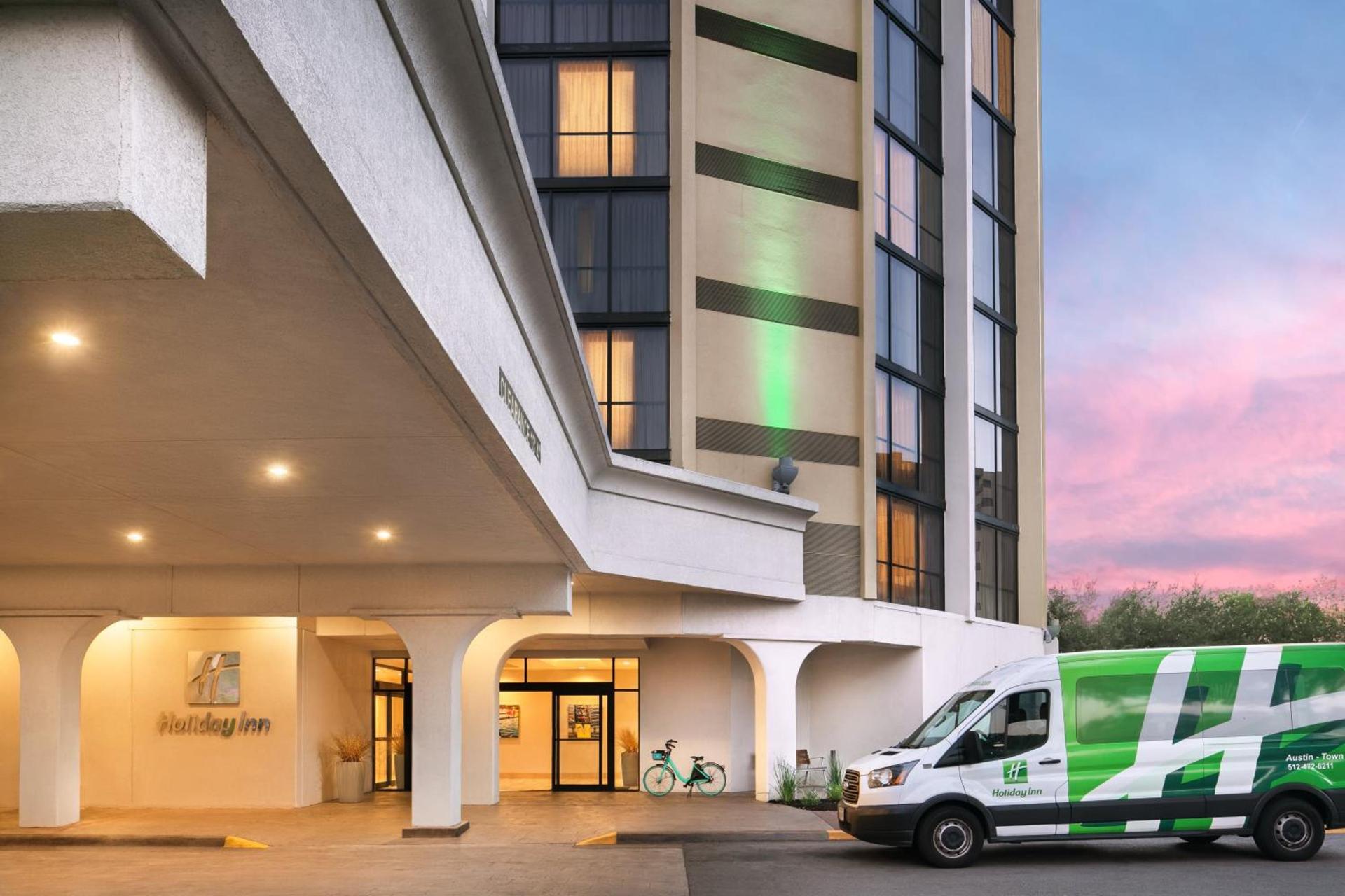 Holiday Inn Austin -Town Lake by IHG photo 1