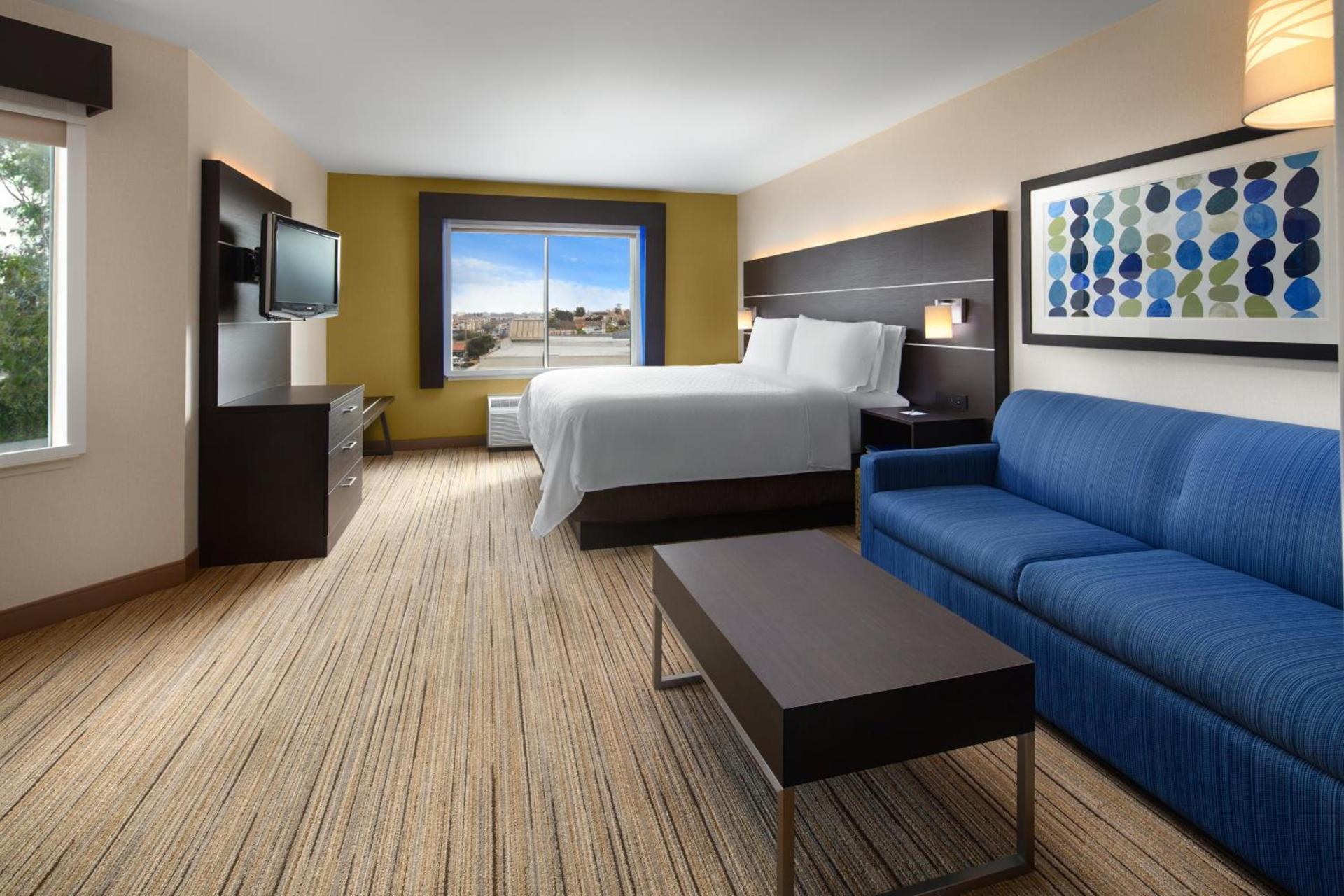 Holiday Inn Express Hotel & Suites Belmont by IHG photo 28