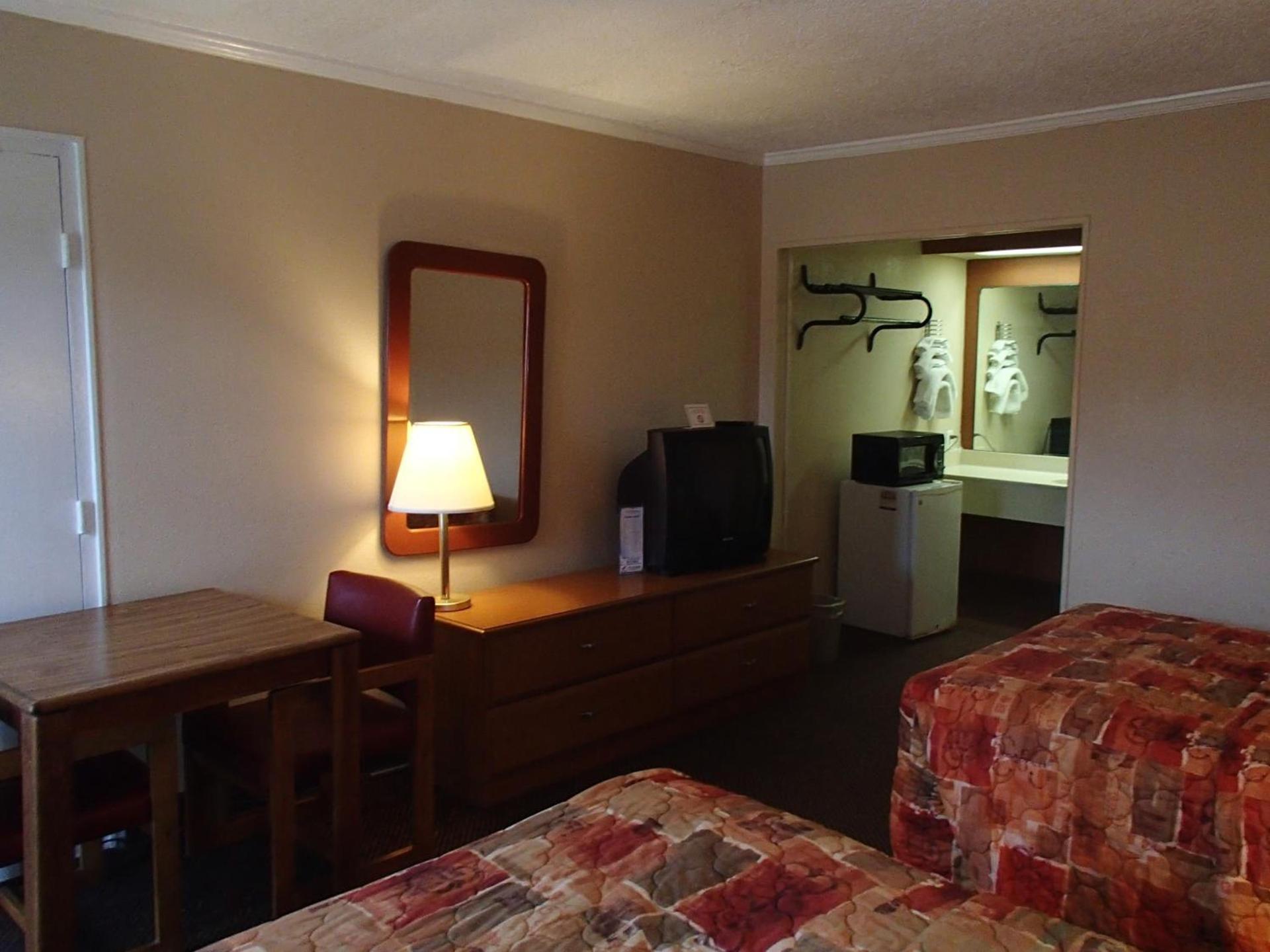 Sunrise Inn Lake Charles photo 7