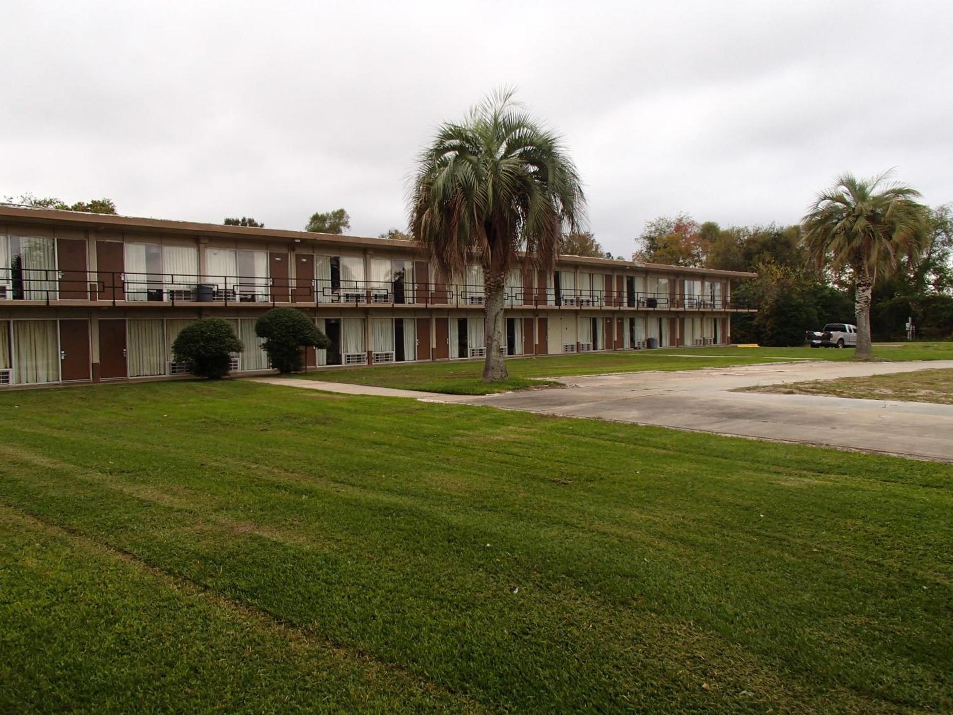 Sunrise Inn Lake Charles photo 9