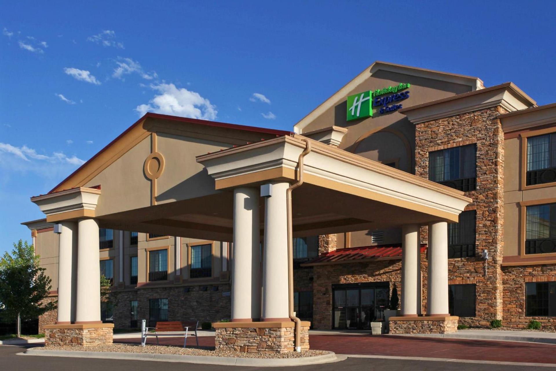 Holiday Inn Express Hotel & Suites Longmont by IHG — hotel in Longmont