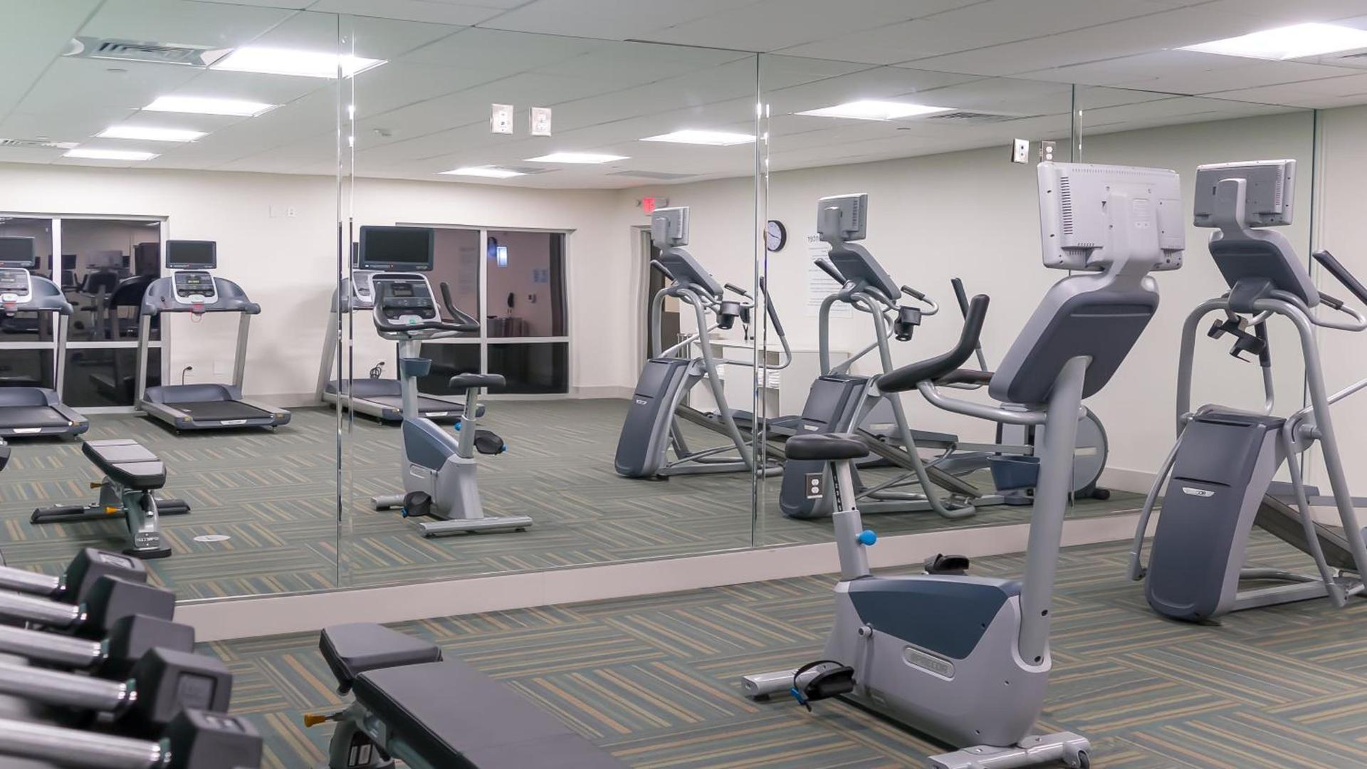 Holiday Inn Express & Suites - Tampa East - Ybor City by IHG photo 14