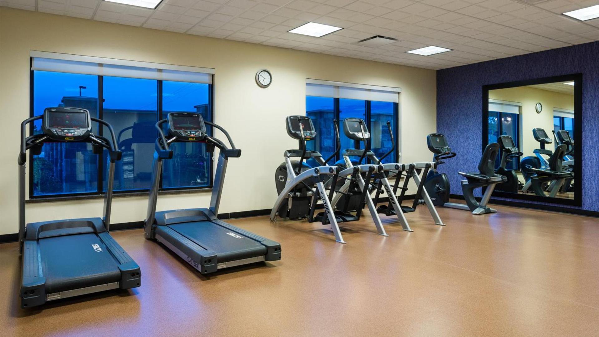 Holiday Inn Express & Suites Midland South I-20 by IHG photo 42