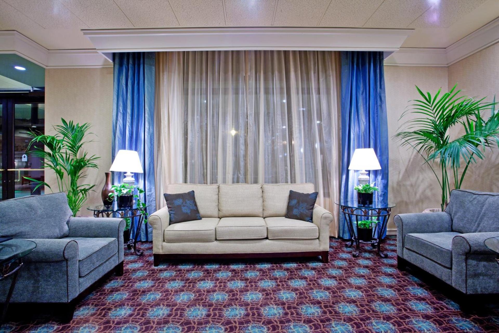 Lynchburg Grand Estate by IHG photo 5