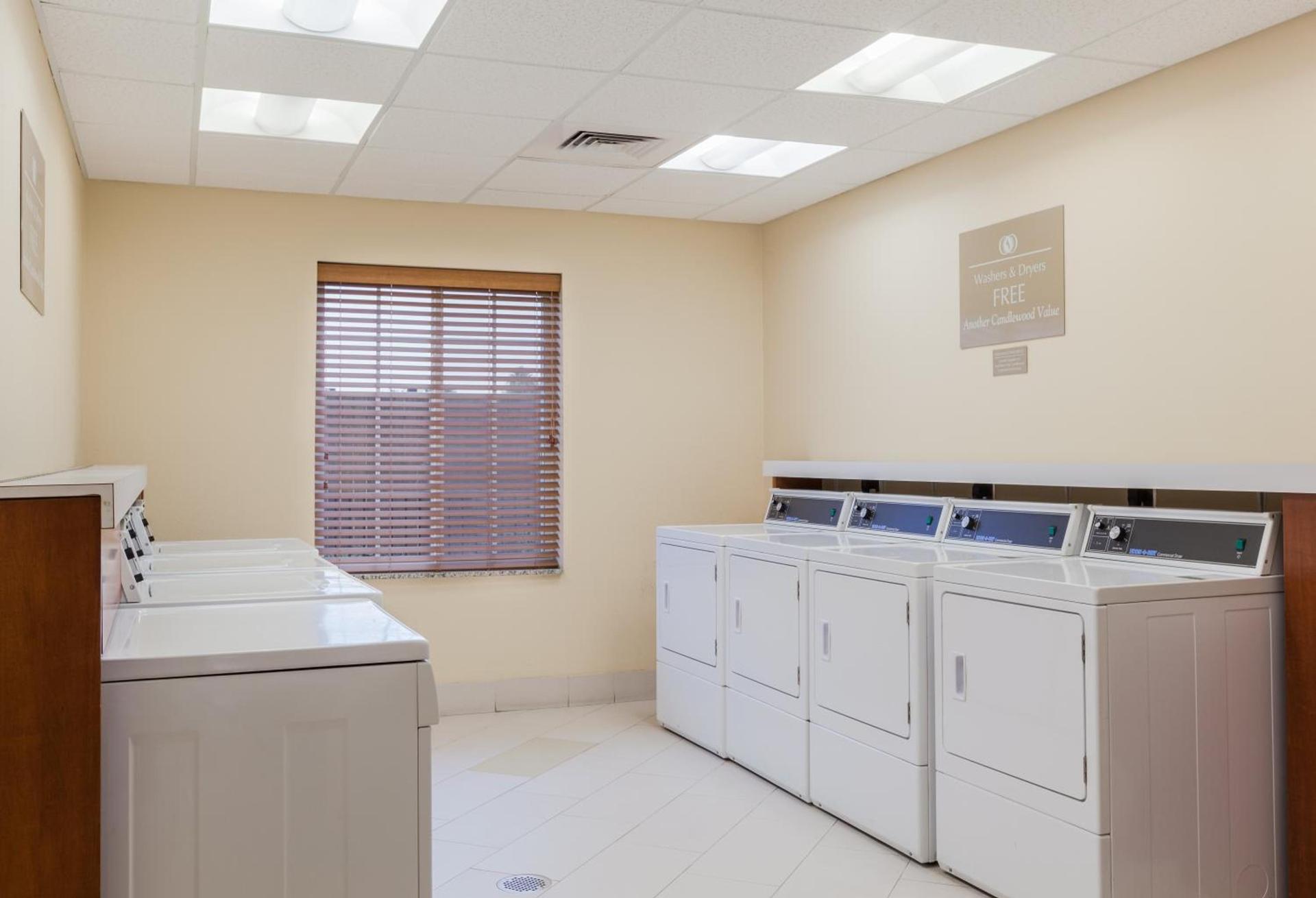 Candlewood Suites Houston I-10 East by IHG photo 17