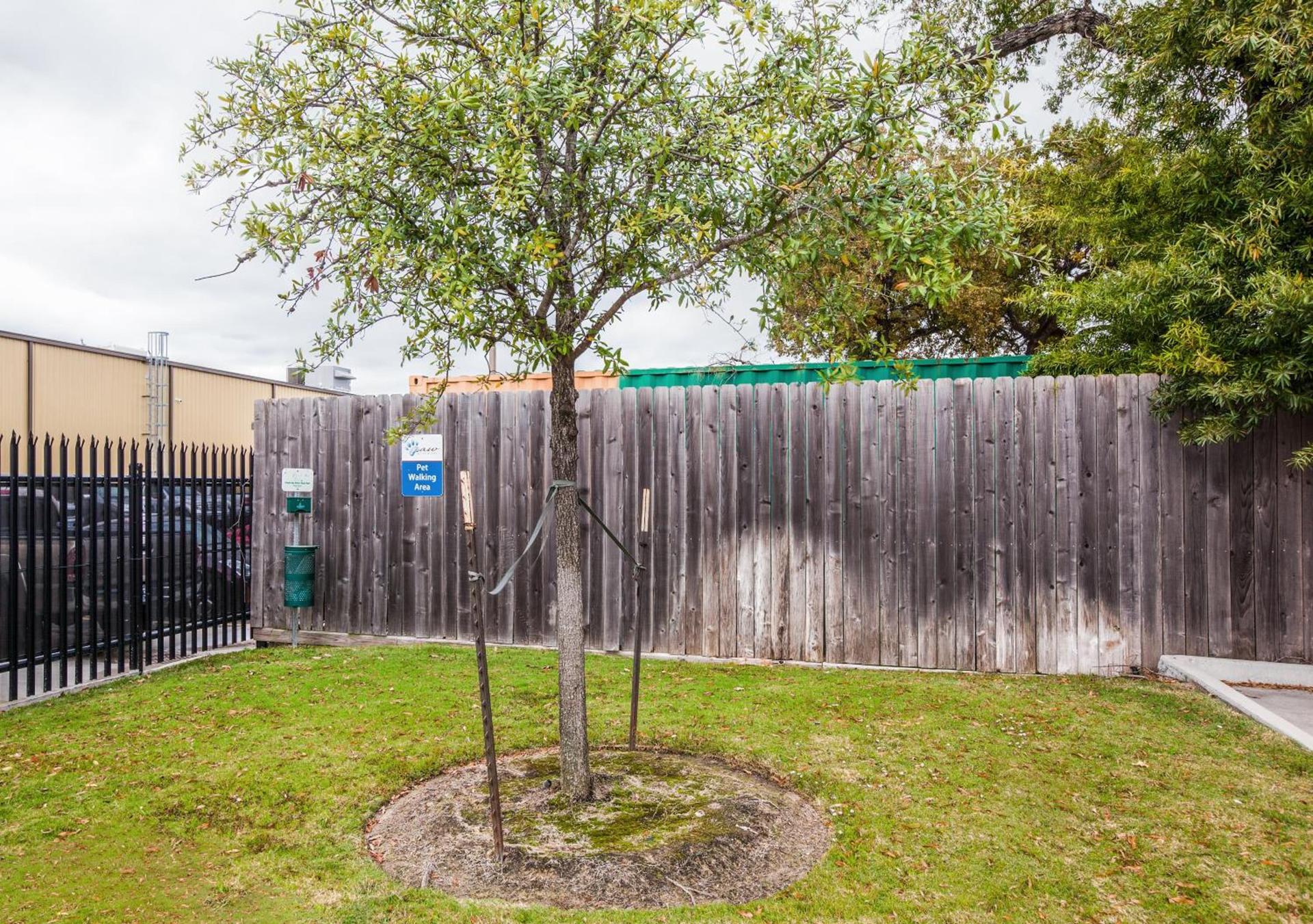 Candlewood Suites Houston I-10 East by IHG photo 21