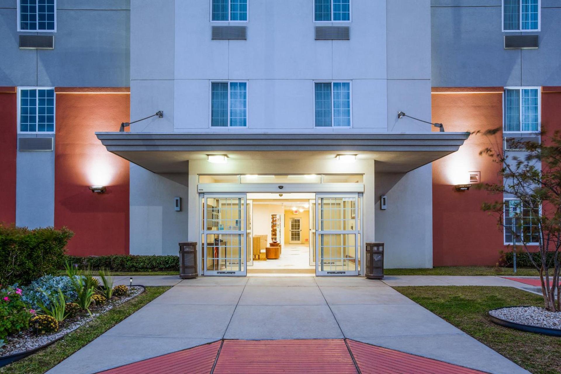 Candlewood Suites Houston I-10 East by IHG photo 22