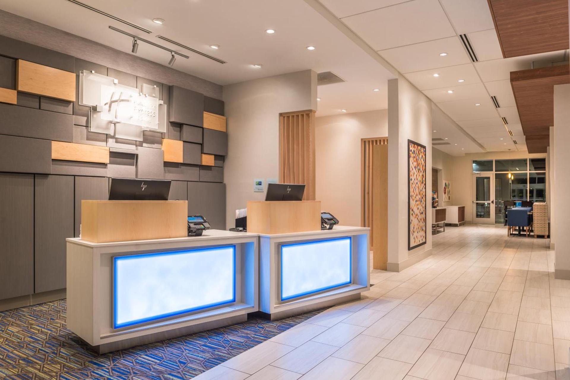 Holiday Inn Express & Suites Farmville by IHG photo 39